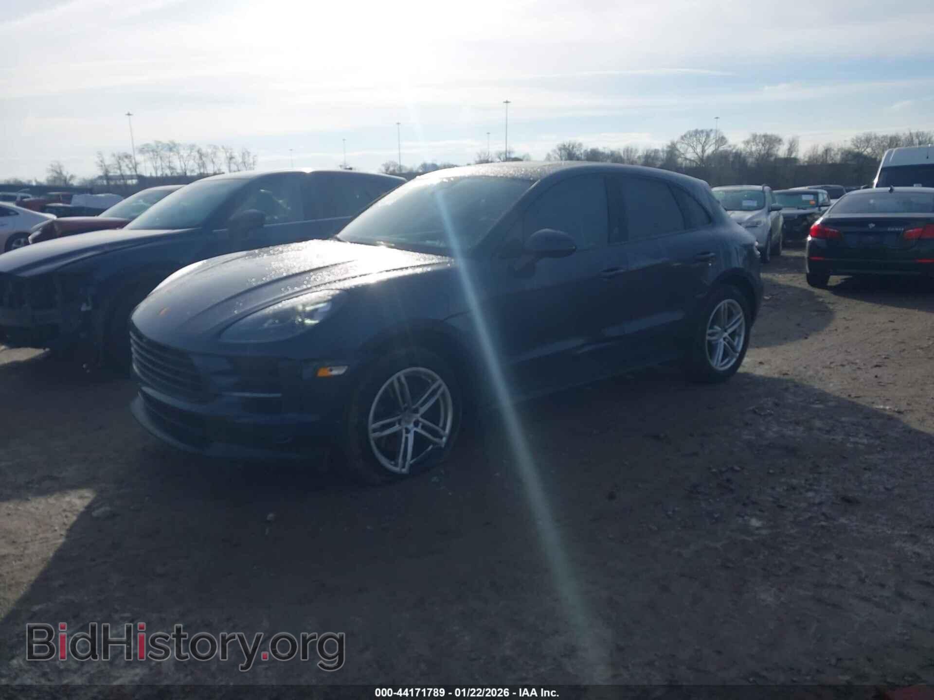 2019 PORSCHE MACAN - VIN: WP1AA2A57KLB08252 - Photo 2