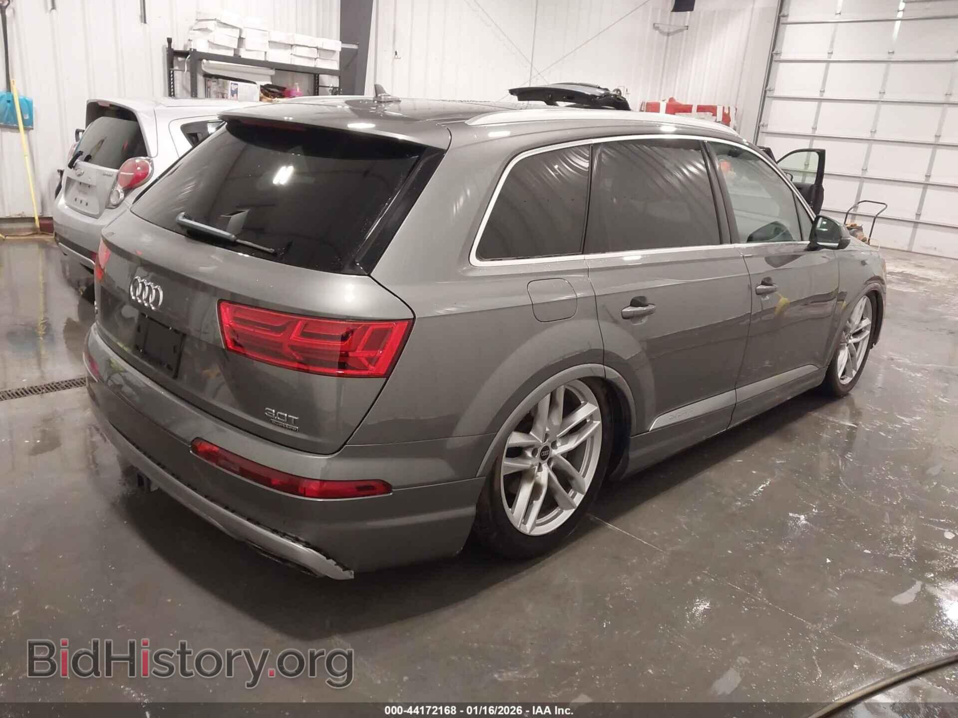 2017 AUDI Q7 - VIN: WA1VAAF78HD014109 - Фото 4