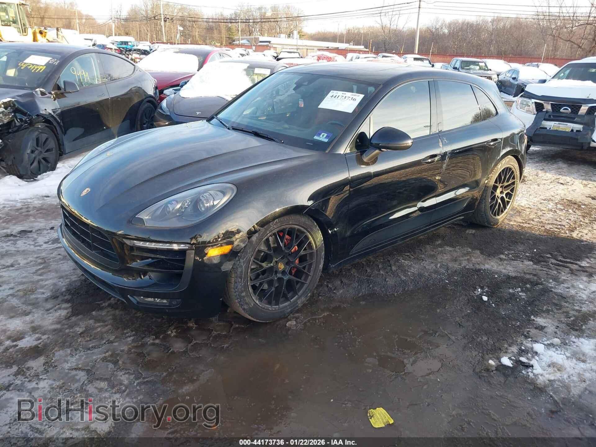 2017 PORSCHE MACAN - VIN: WP1AG2A59HLB55872 - Photo 2
