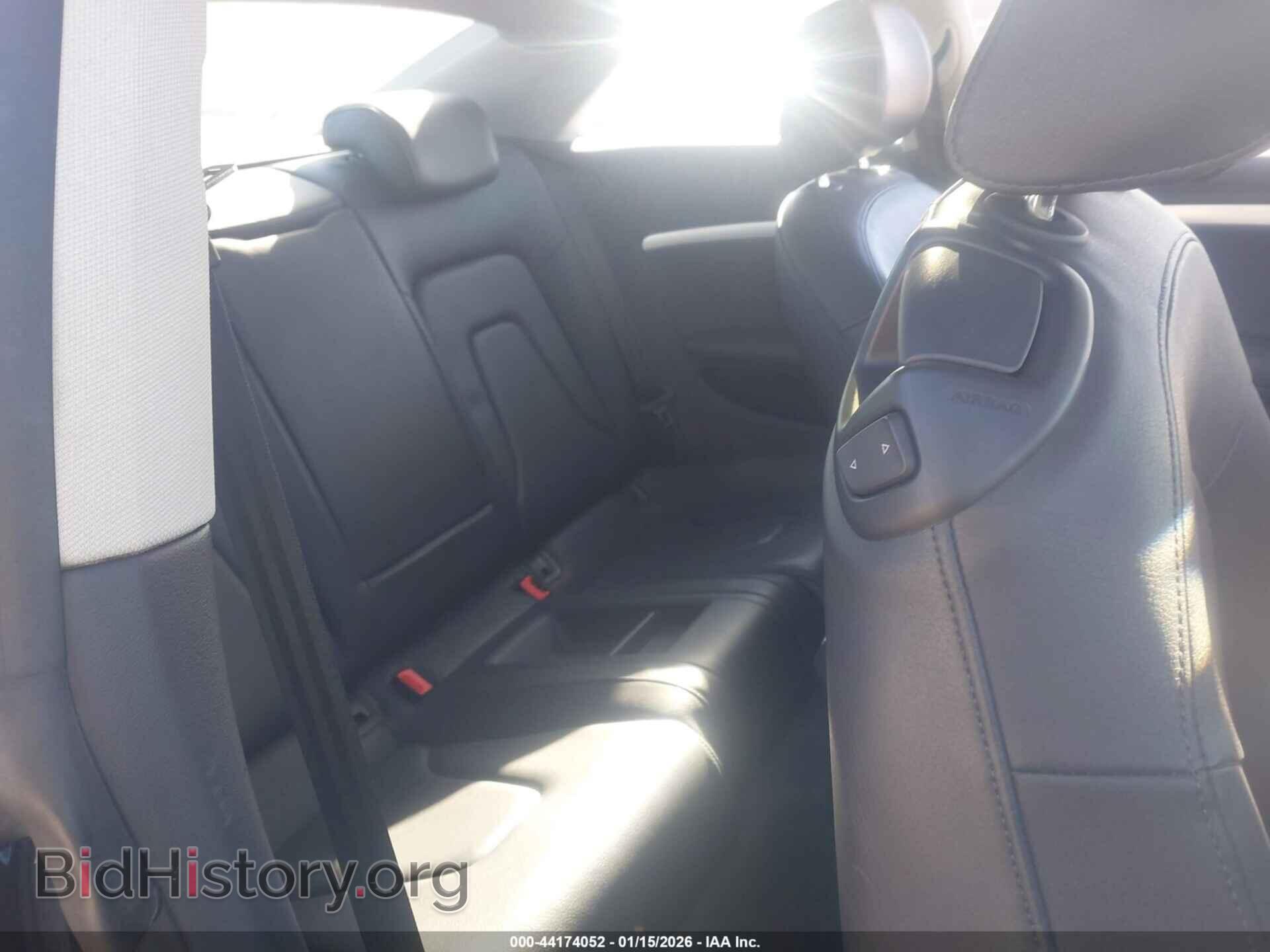 2011 AUDI A5 - VIN: WAUCFAFR0BA026180 - Photo 5