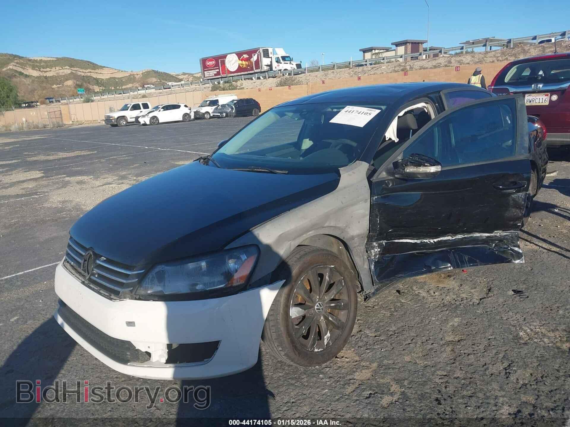 2012 VOLKSWAGEN PASSAT - VIN: 1VWAP7A38CC106441 - Фото 2