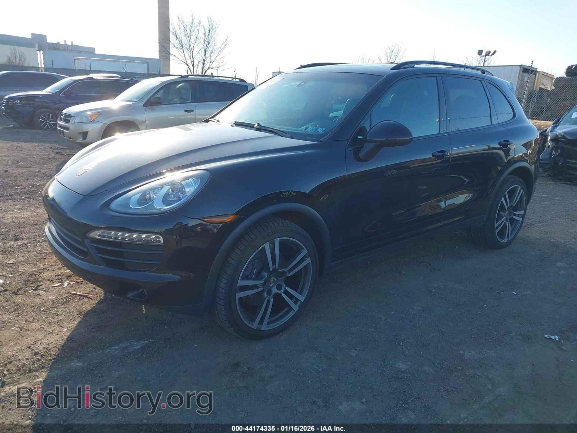 2012 PORSCHE CAYENNE - VIN: WP1AA2A28CLA07308 - Фото 2