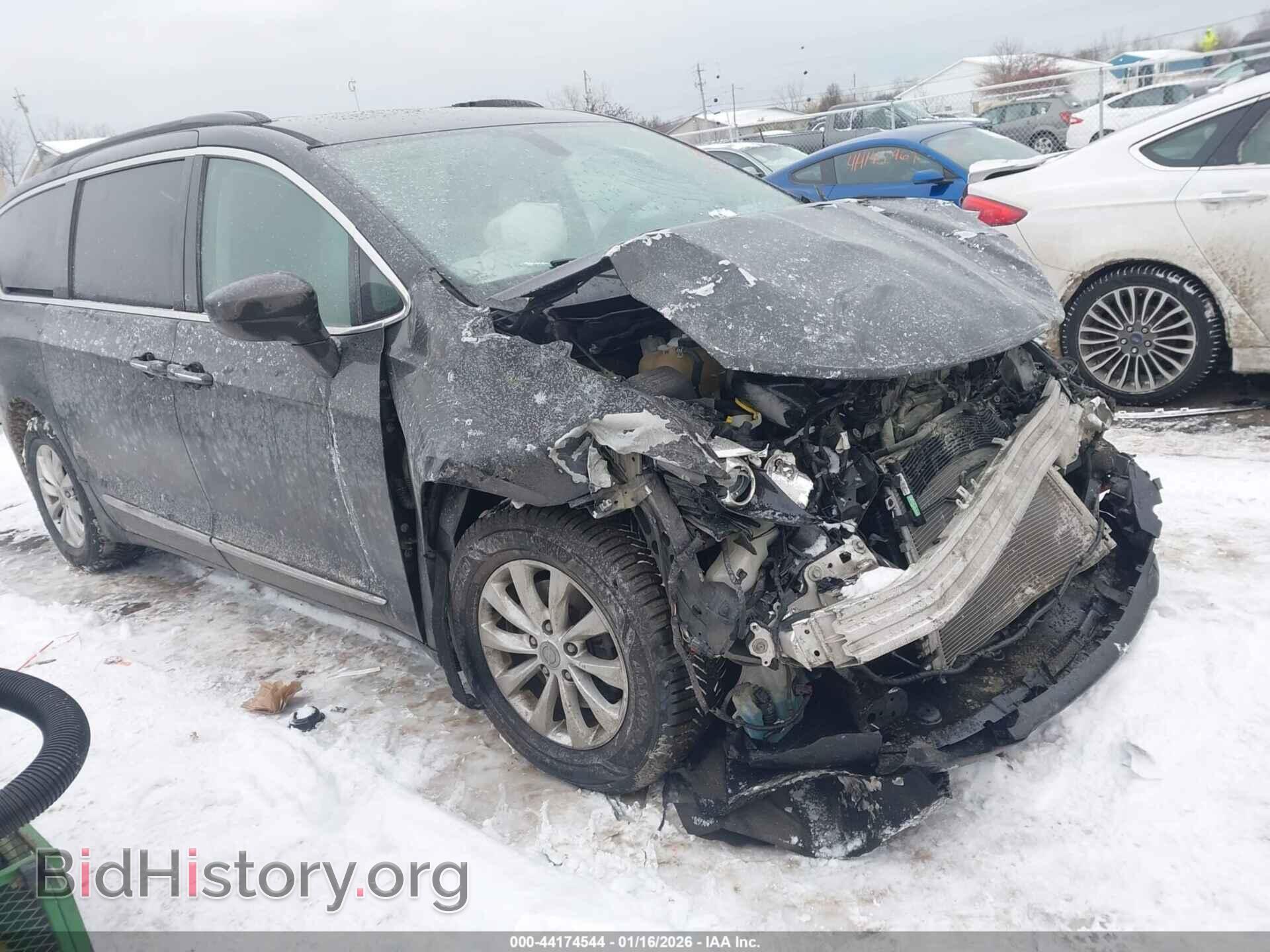 Фотография 2C4RC1BG8HR705077 - CHRYSLER PACIFICA 2017