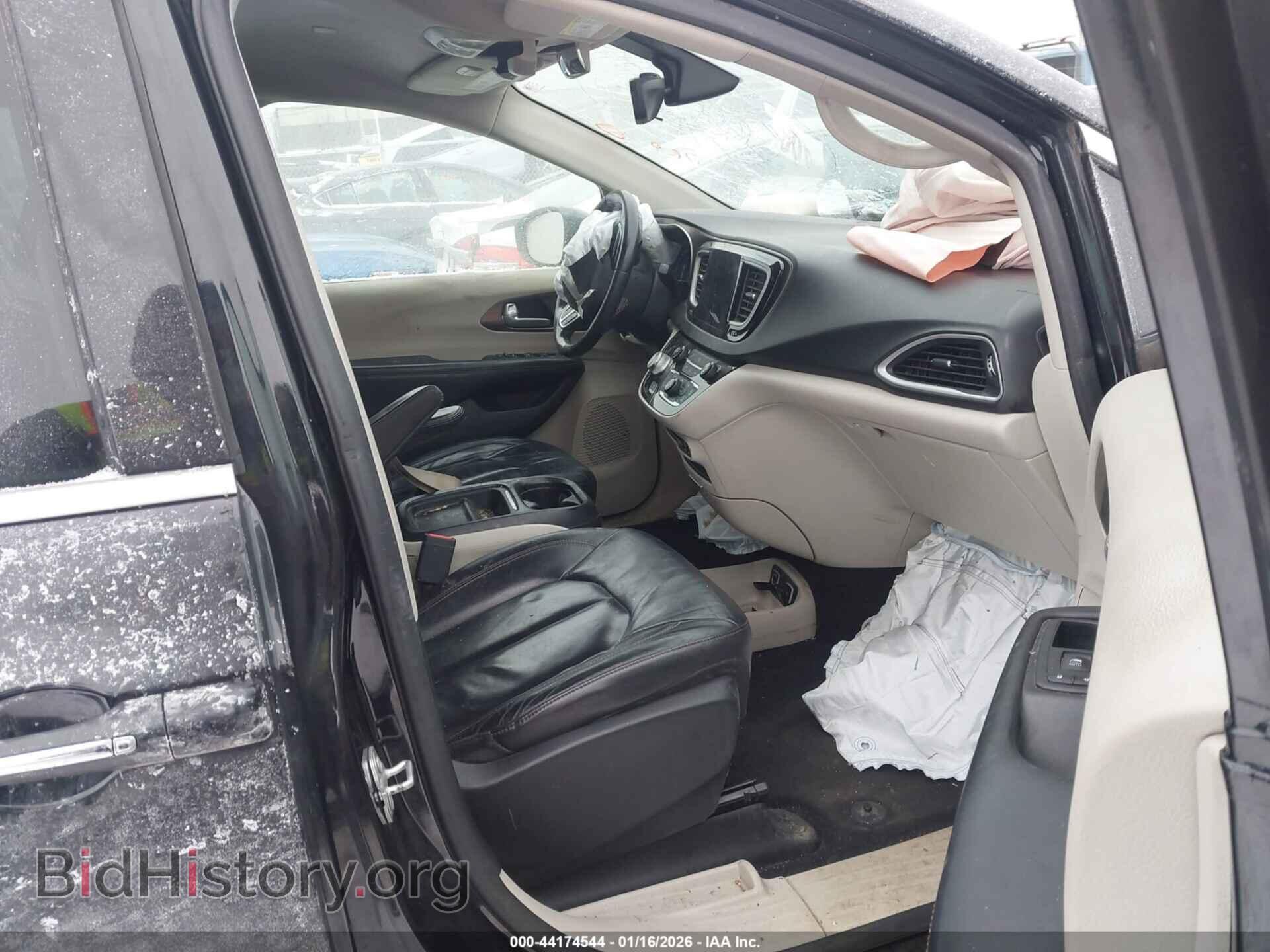 2017 CHRYSLER PACIFICA - VIN: 2C4RC1BG8HR705077 - Фото 5