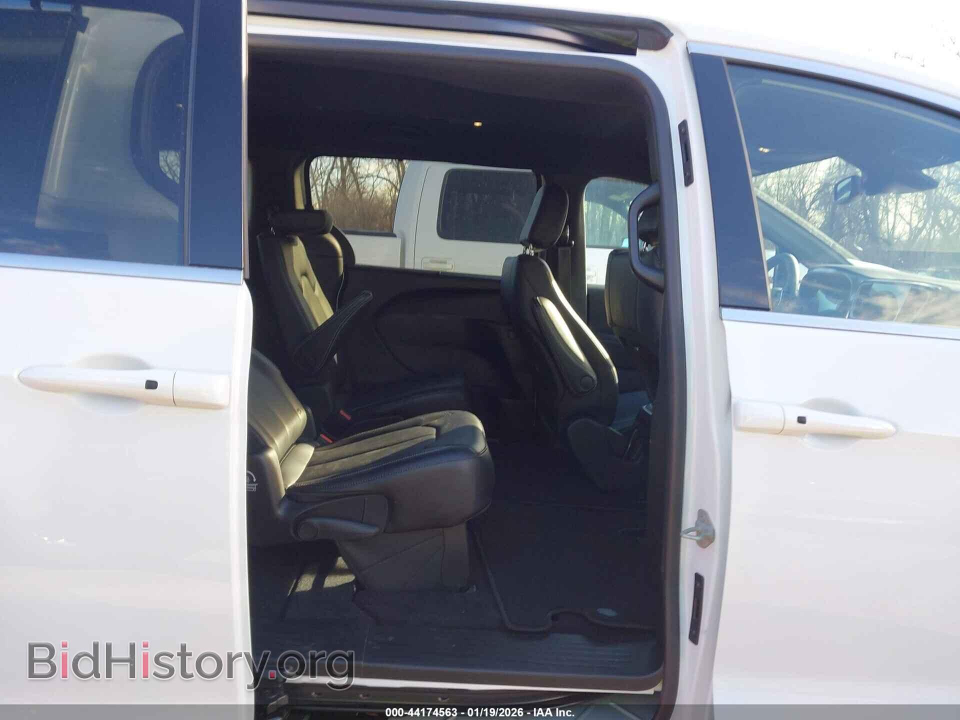 2026 CHRYSLER PACIFICA - VIN: 2C4RC1BG8TR194074 - Photo 8