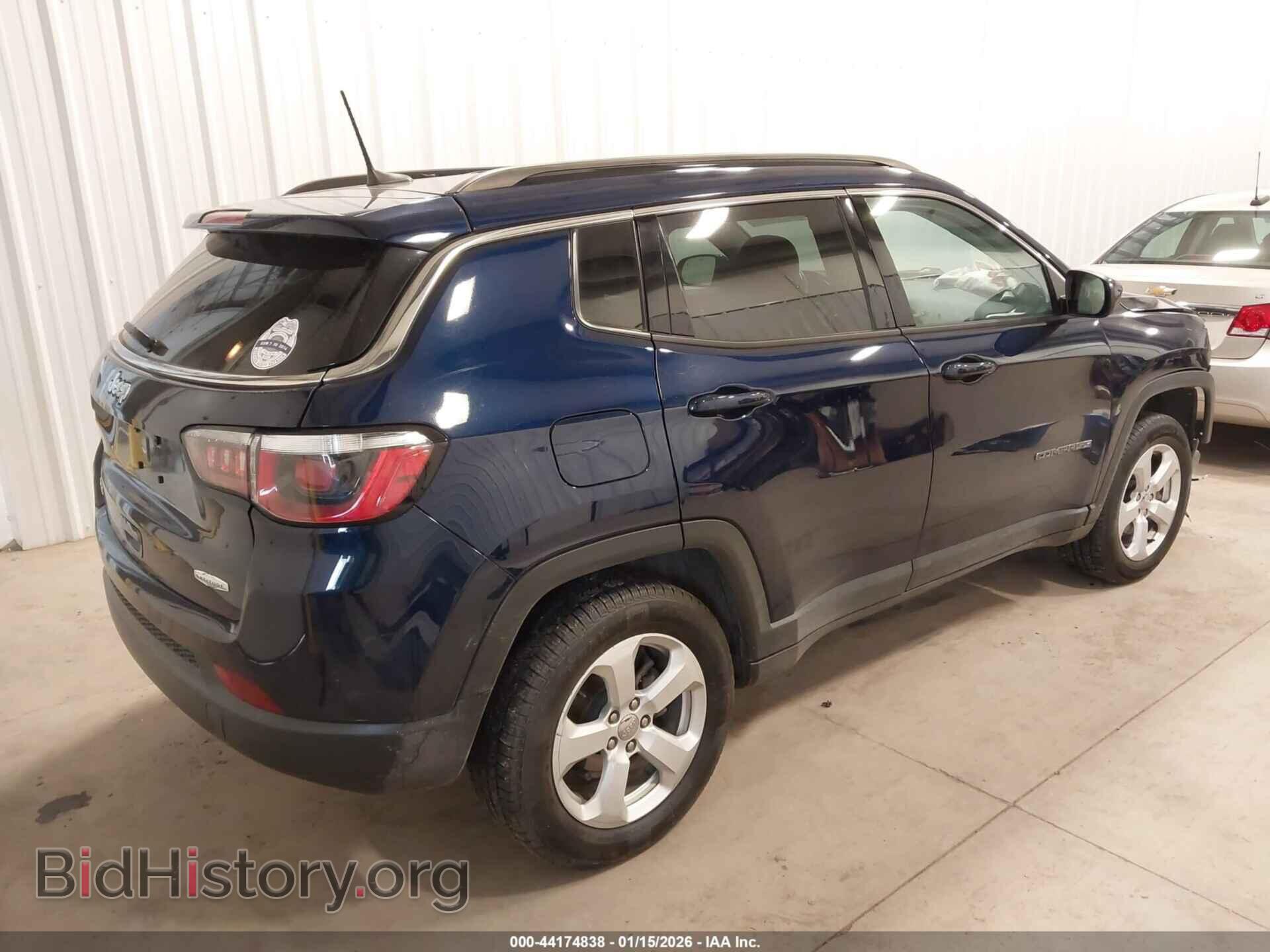 2018 JEEP COMPASS - VIN: 3C4NJDBB7JT331882 - Фото 4