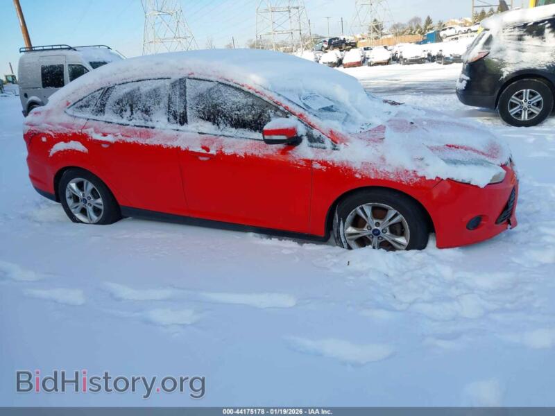 2014 Ford FOCUS SE (VIN 1FADP3F23EL238590) — photo 1 of 12, IAAI, damage: normal wear & tear