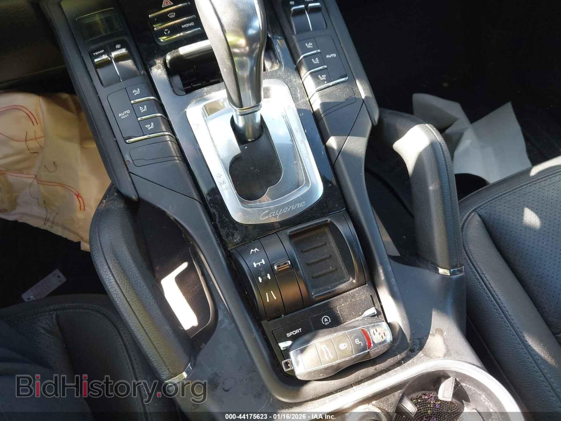 2012 PORSCHE CAYENNE - VIN: WP1AA2A25CLA00543 - Фото 11