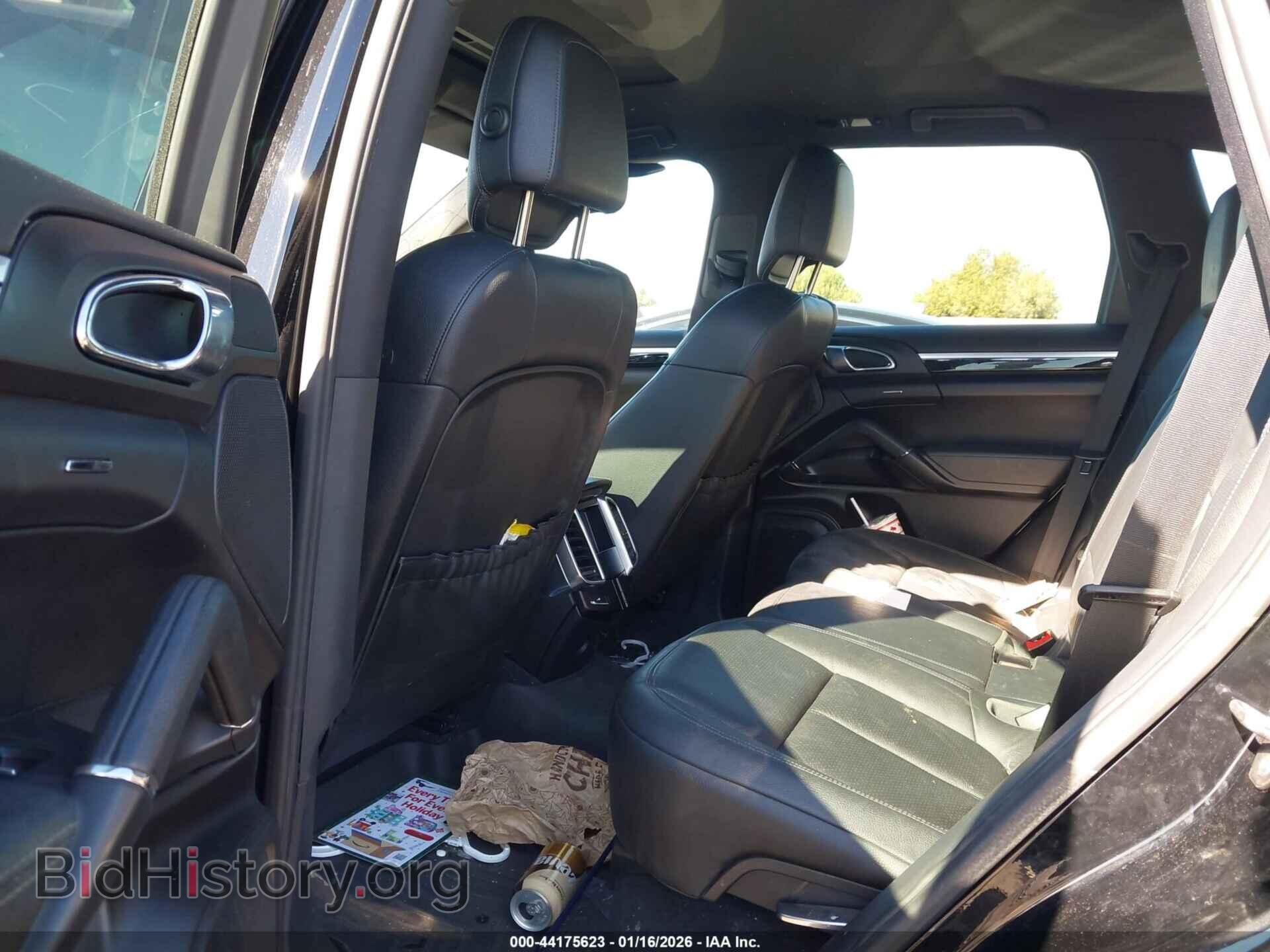 2012 PORSCHE CAYENNE - VIN: WP1AA2A25CLA00543 - Фото 8