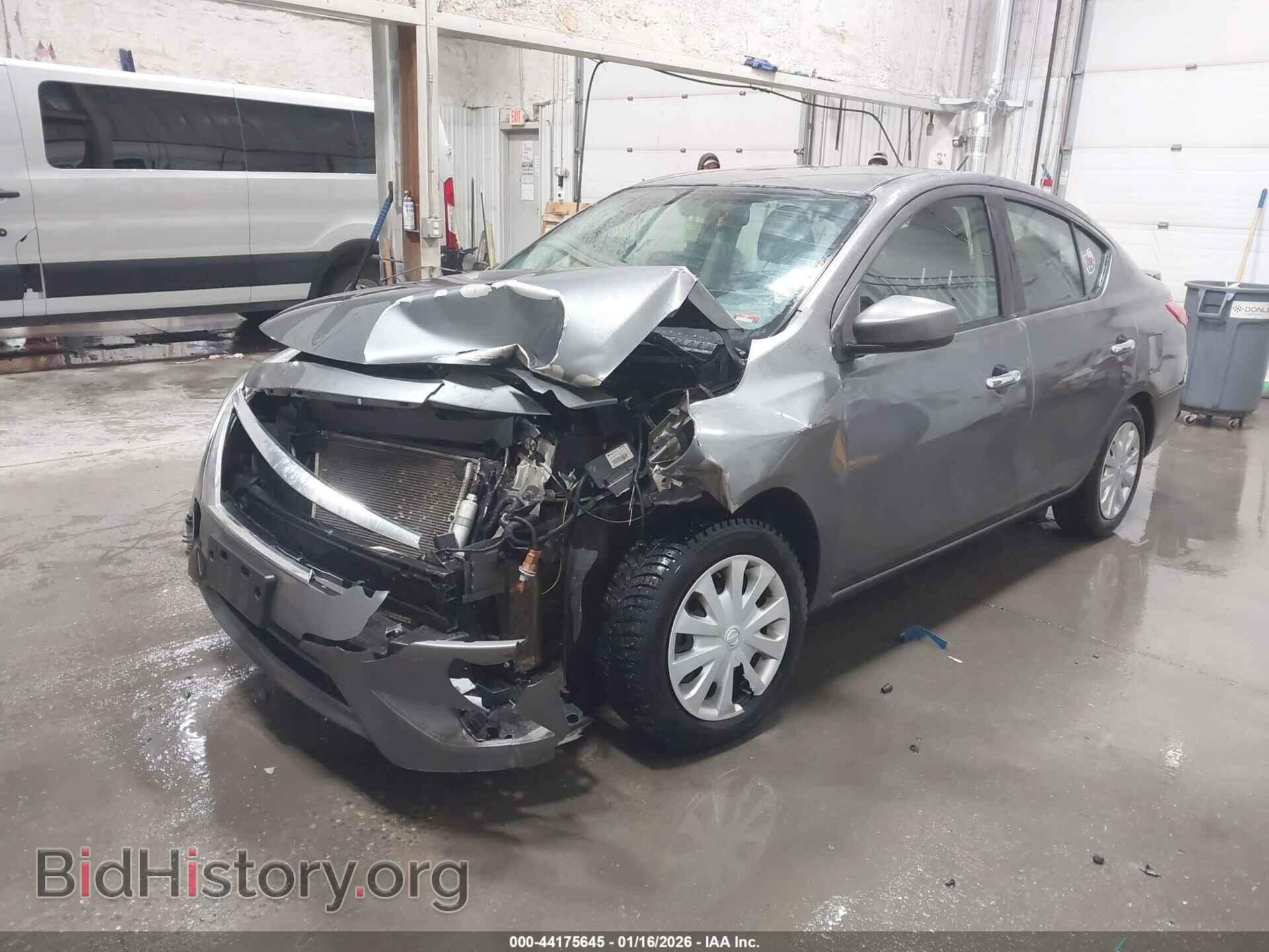 2019 NISSAN VERSA - VIN: 3N1CN7AP3KL859840 - Фото 2