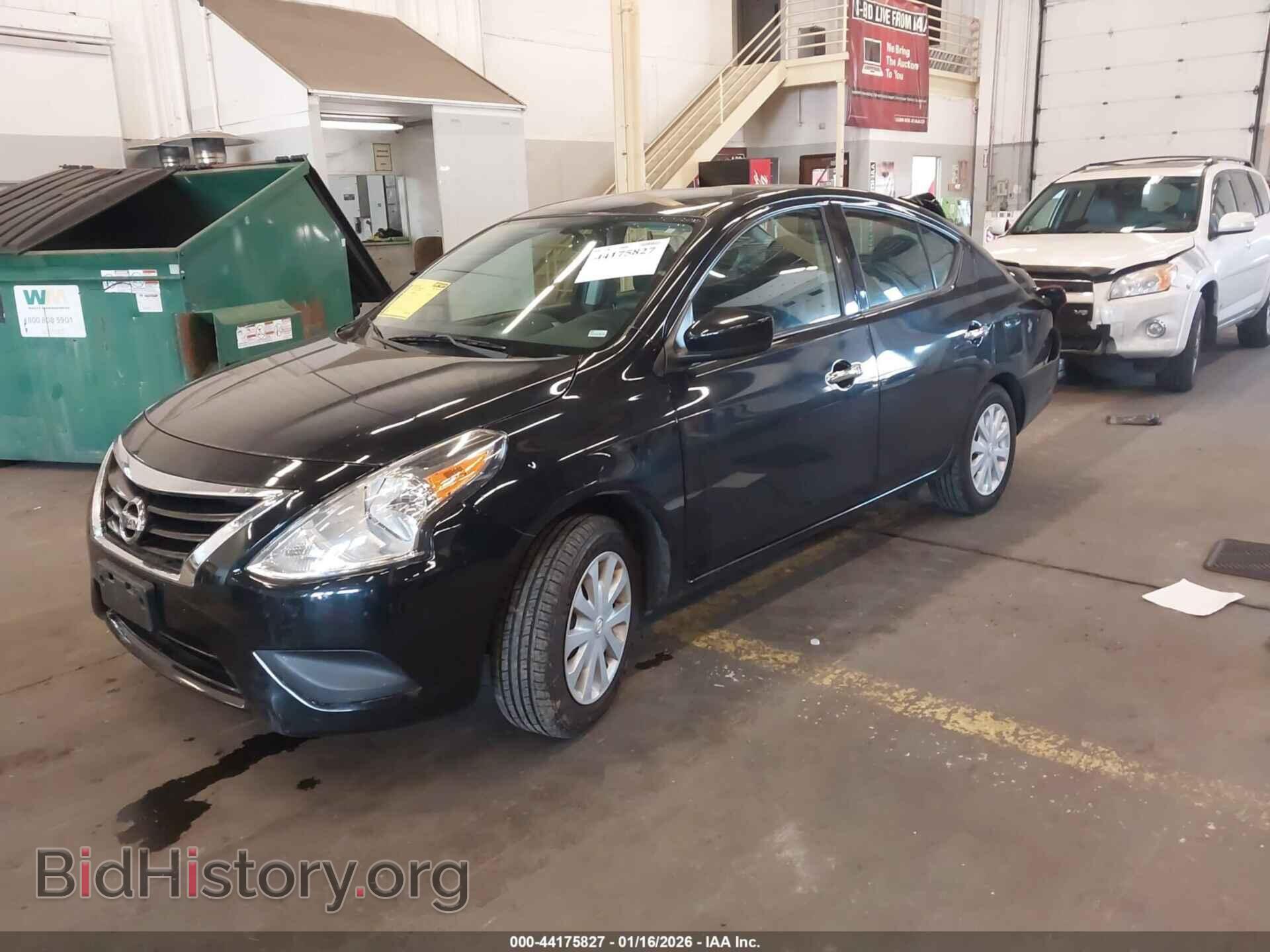 2019 NISSAN VERSA - VIN: 3N1CN7AP3KL867338 - Фото 2