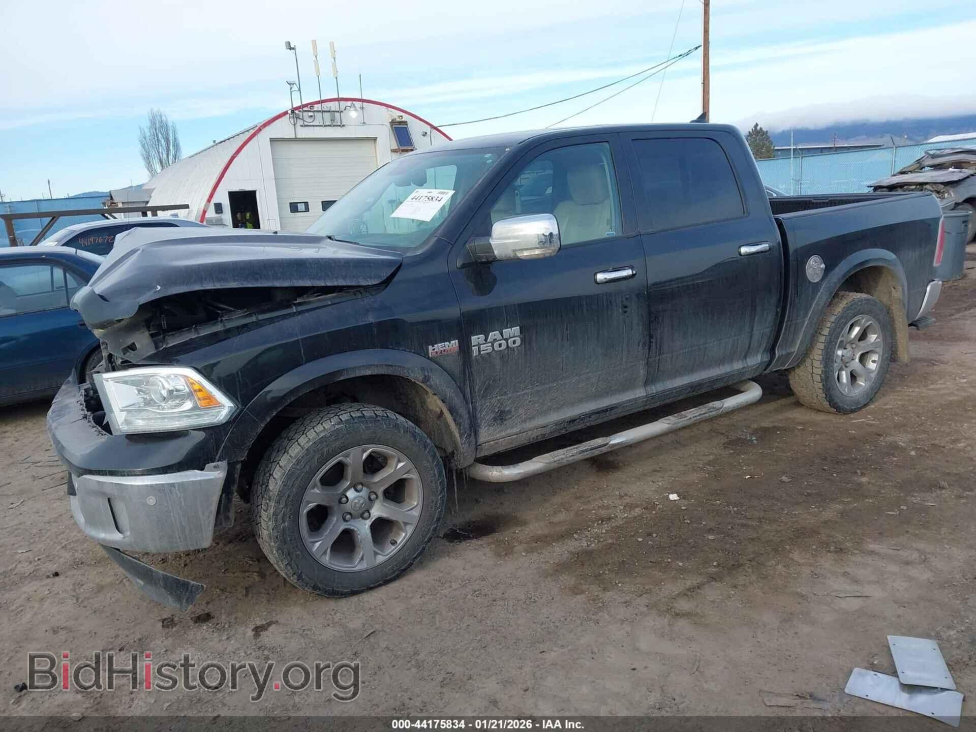 2016 RAM 1500 - VIN: 1C6RR7NT9GS192257 - Фото 2