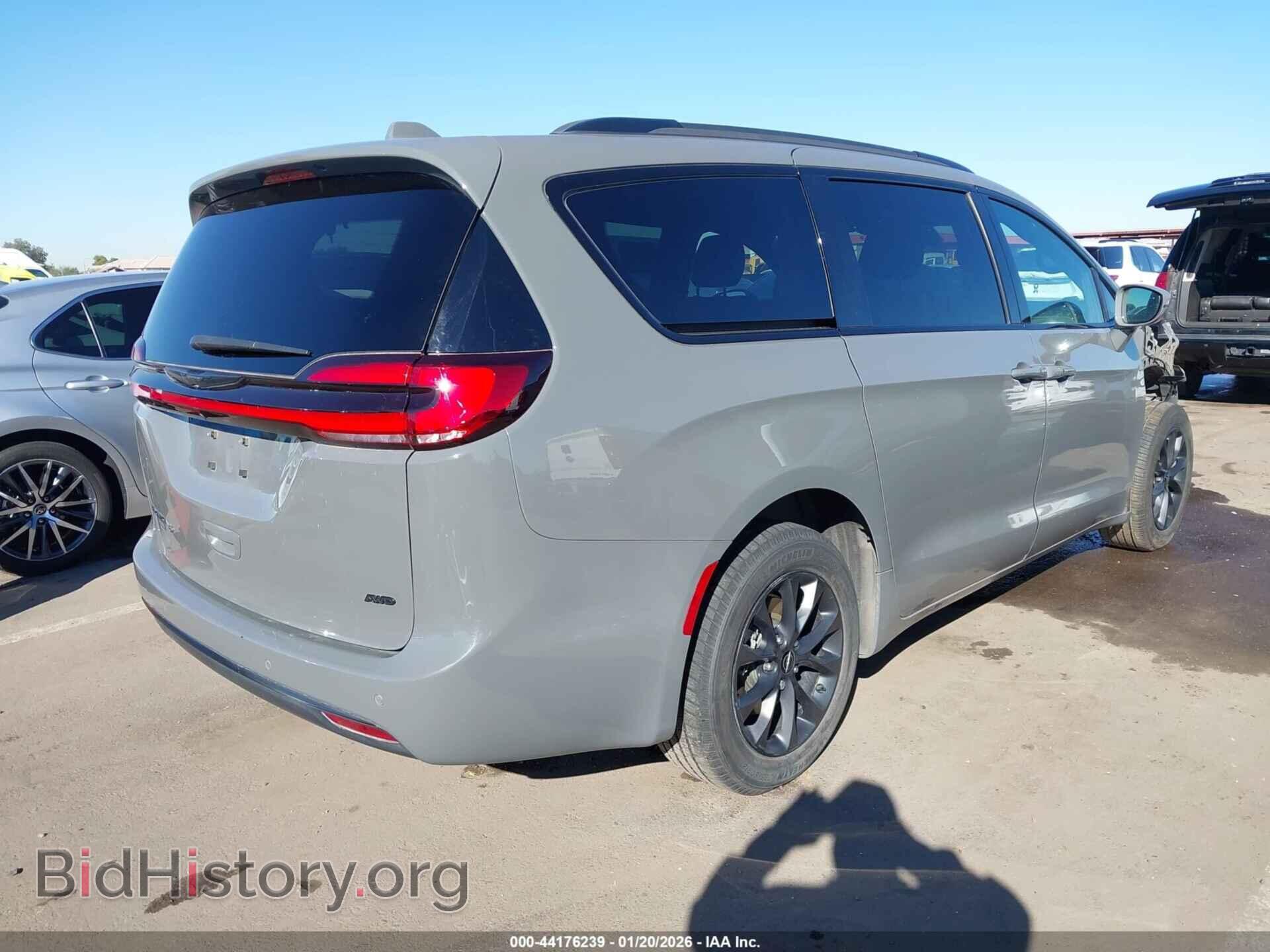 2021 CHRYSLER PACIFICA - VIN: 2C4RC3BG9MR525564 - Photo 4