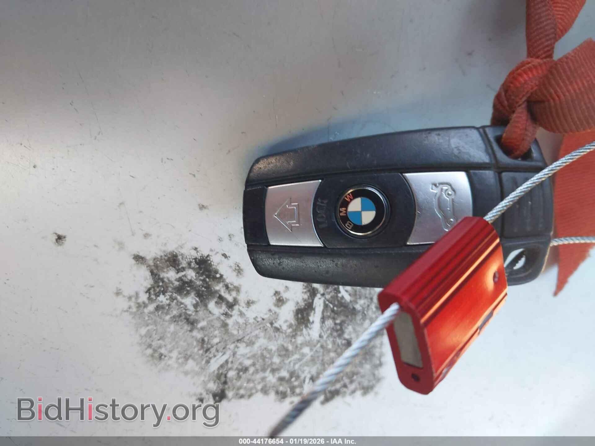 2009 BMW 328I - VIN: WBAPH53579A434397 - Фото 11