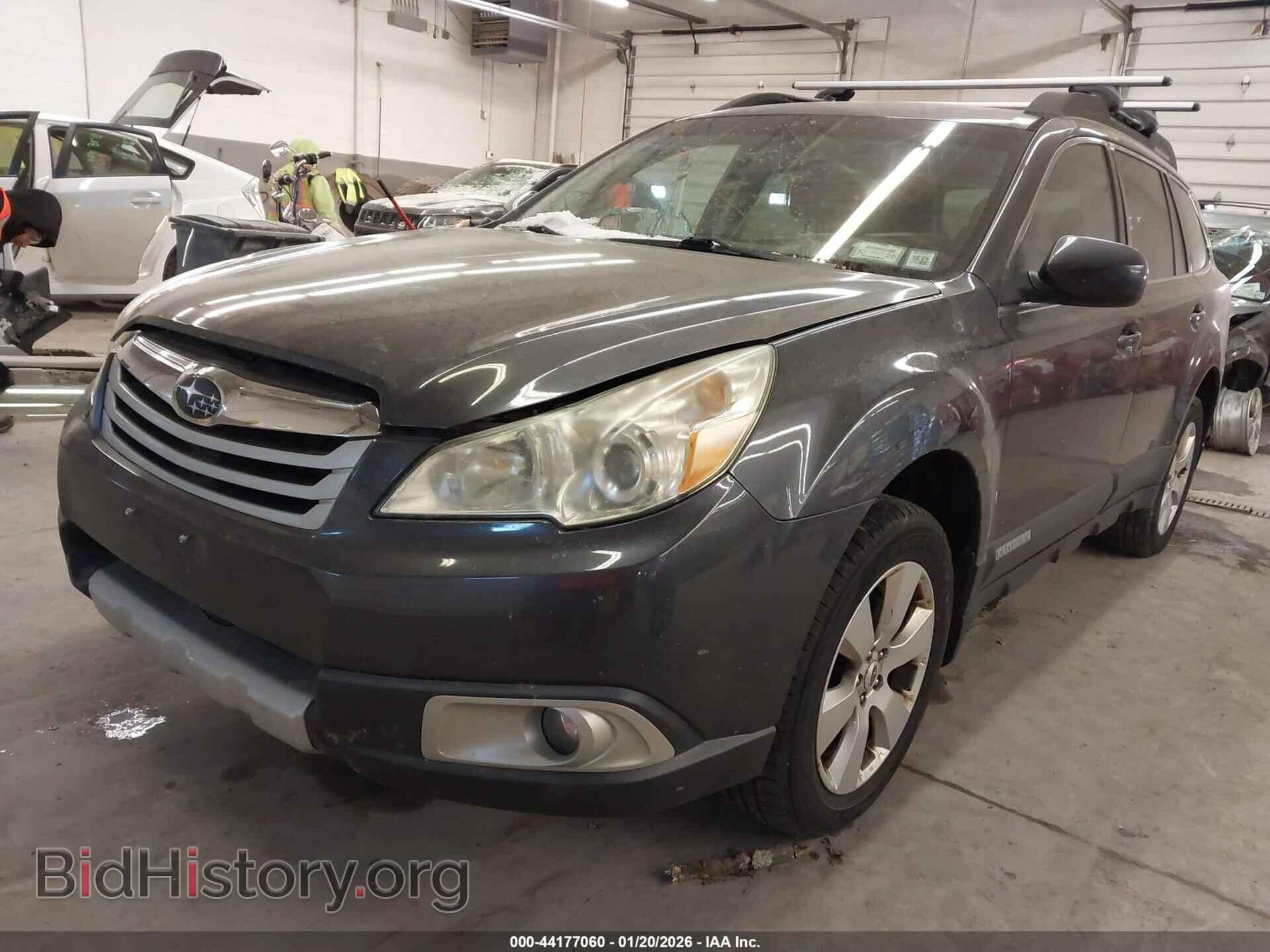 2011 SUBARU OUTBACK - VIN: 4S4BRBKC8B3431958 - Фото 2