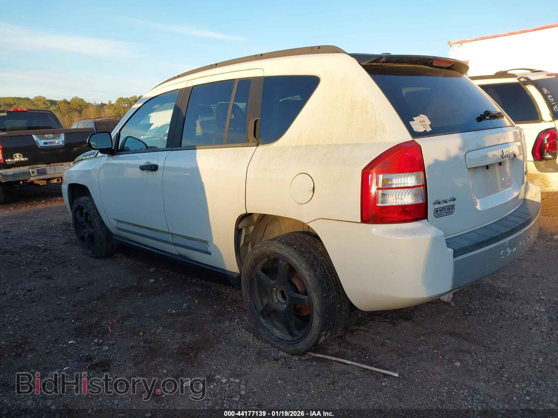 2007 JEEP COMPASS - VIN: 1J8FF57W17D200073 - Фото 3