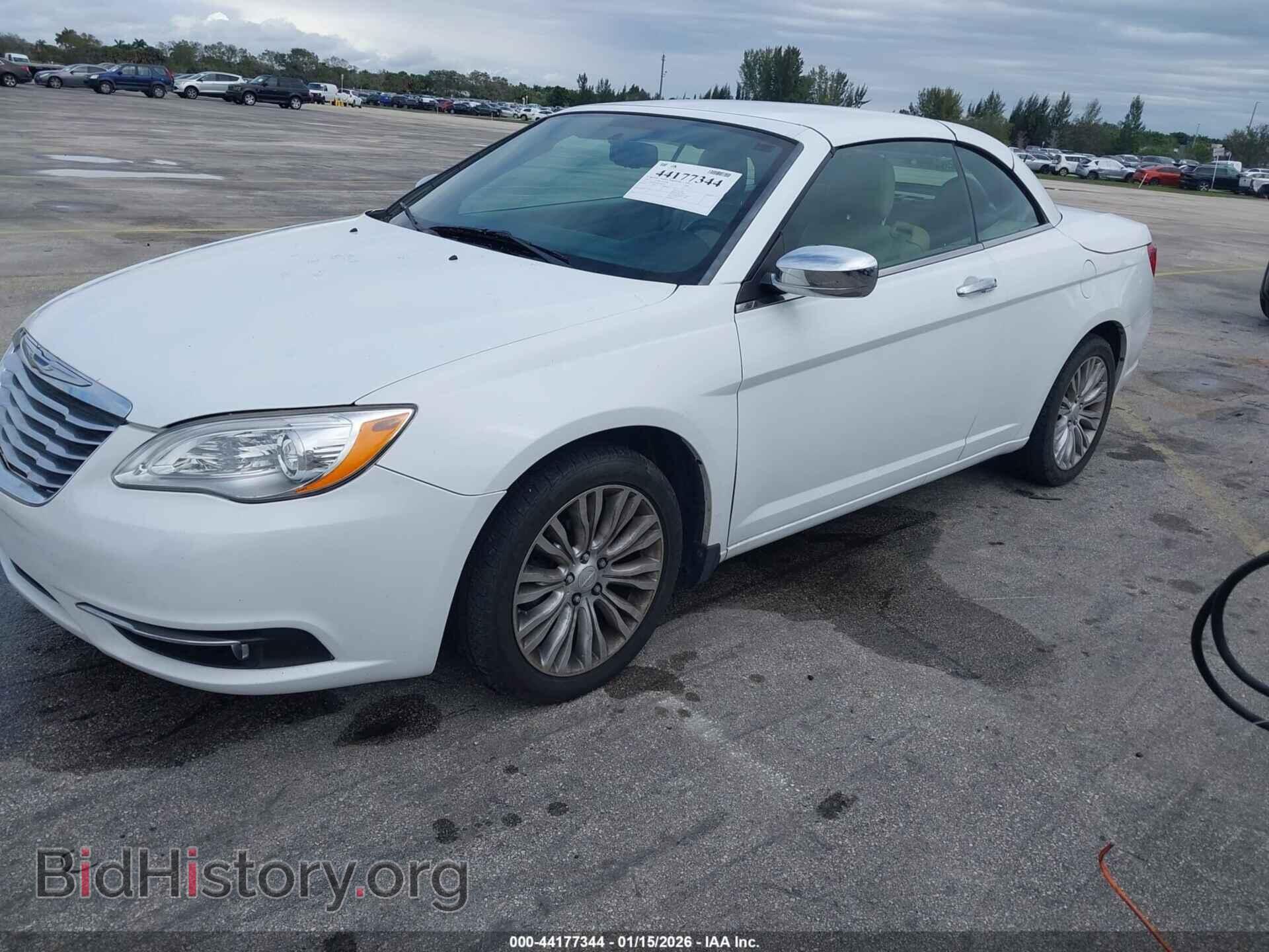 2011 CHRYSLER 200 - VIN: 1C3BC7EG8BN599576 - Фото 2