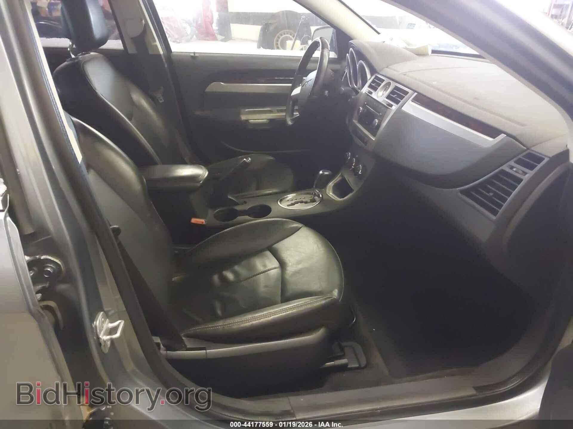 2010 CHRYSLER SEBRING - VIN: 1C3CC5FB9AN216786 - Фото 5
