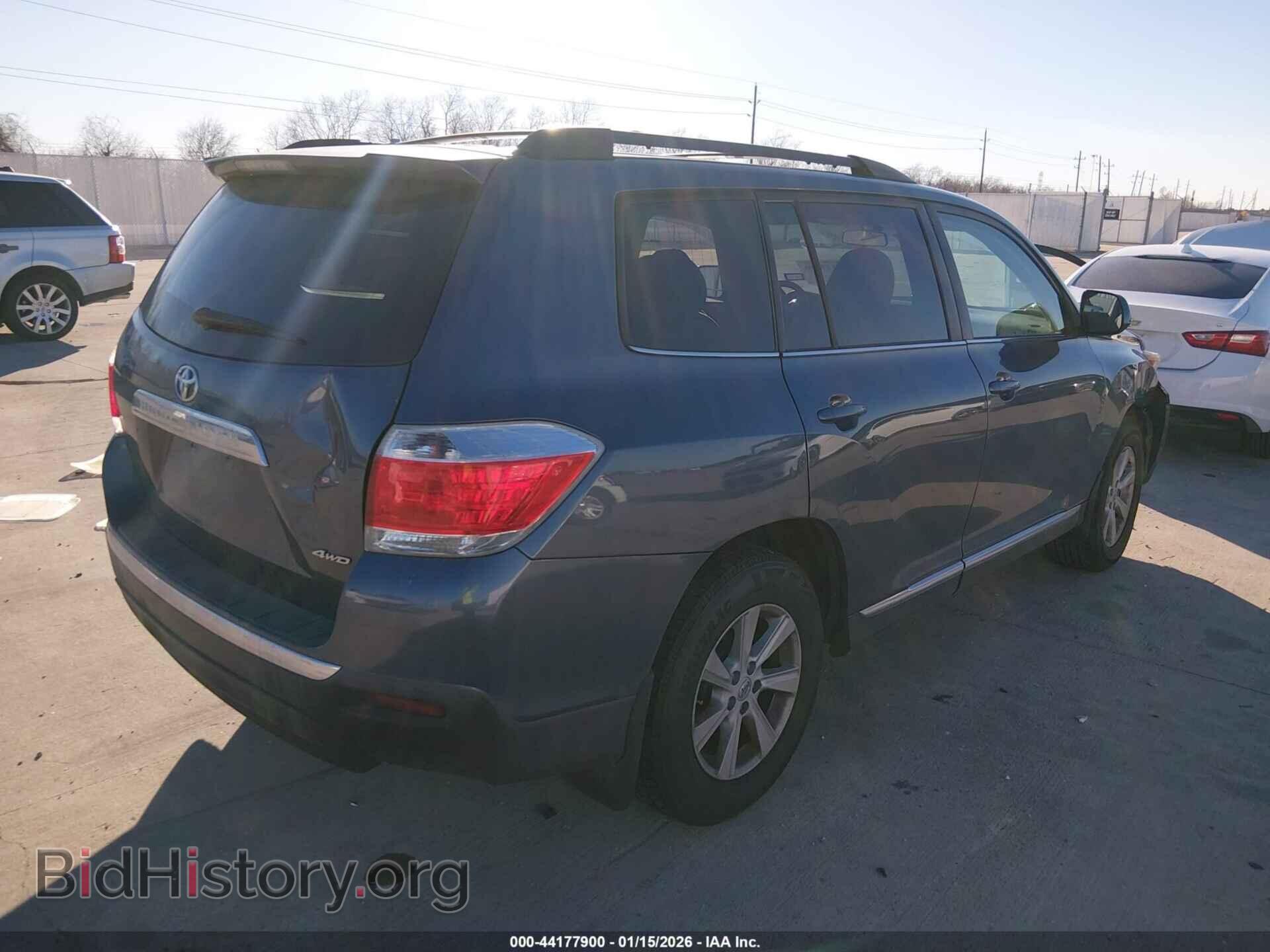 2013 TOYOTA HIGHLANDER - VIN: 5TDBK3EH8DS218578 - Фото 4