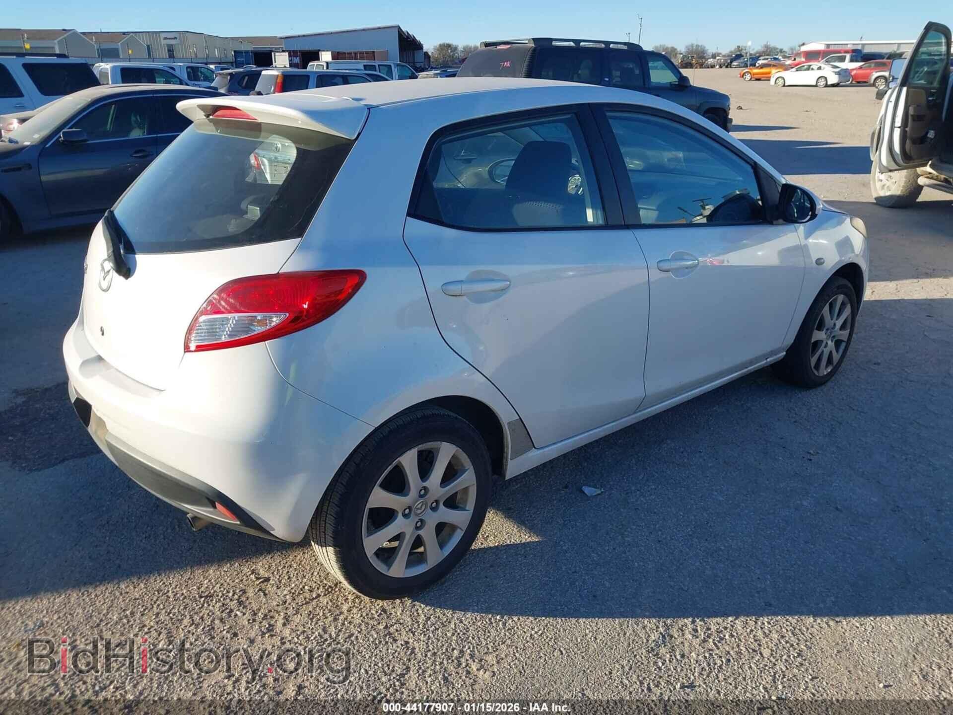 2011 MAZDA MAZDA2 - VIN: JM1DE1HZ5B0103350 - Фото 4