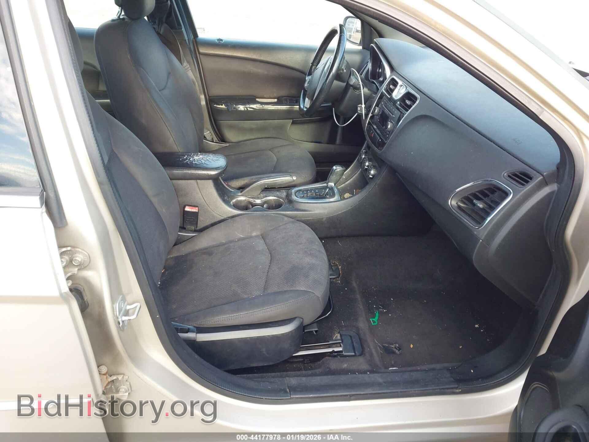 2013 CHRYSLER 200 - VIN: 1C3CCBBB4DN656200 - Photo 5