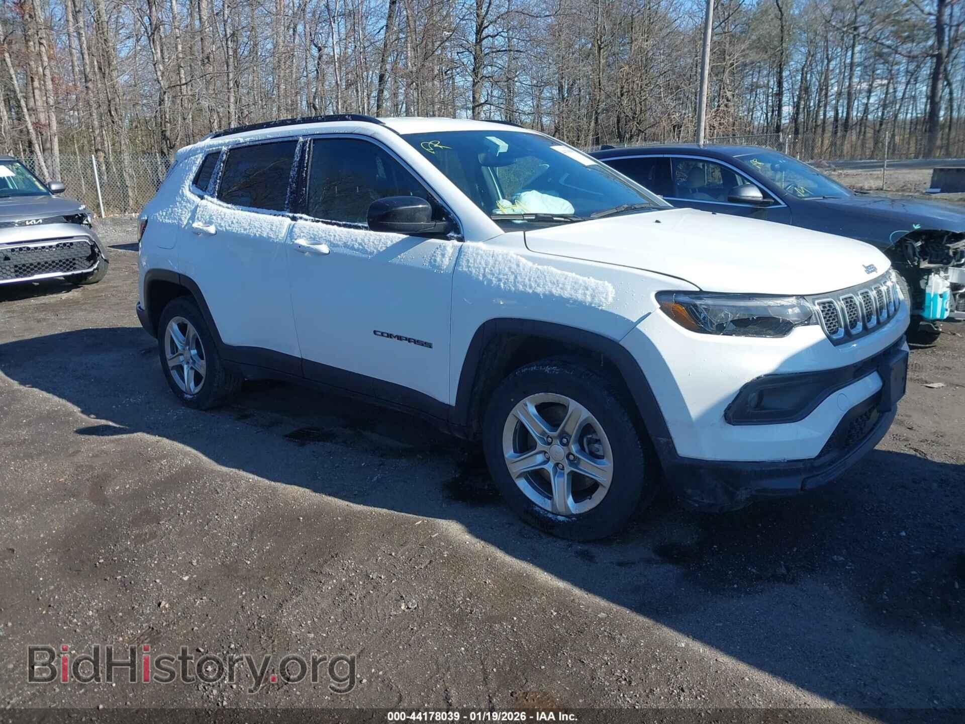 Photo 3C4NJDBN7RT603868 - JEEP COMPASS 2024