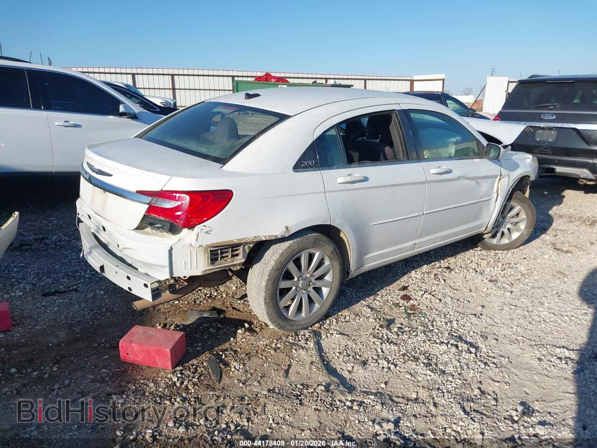 2012 CHRYSLER 200 - VIN: 1C3CCBAB9CN273319 - Photo 4