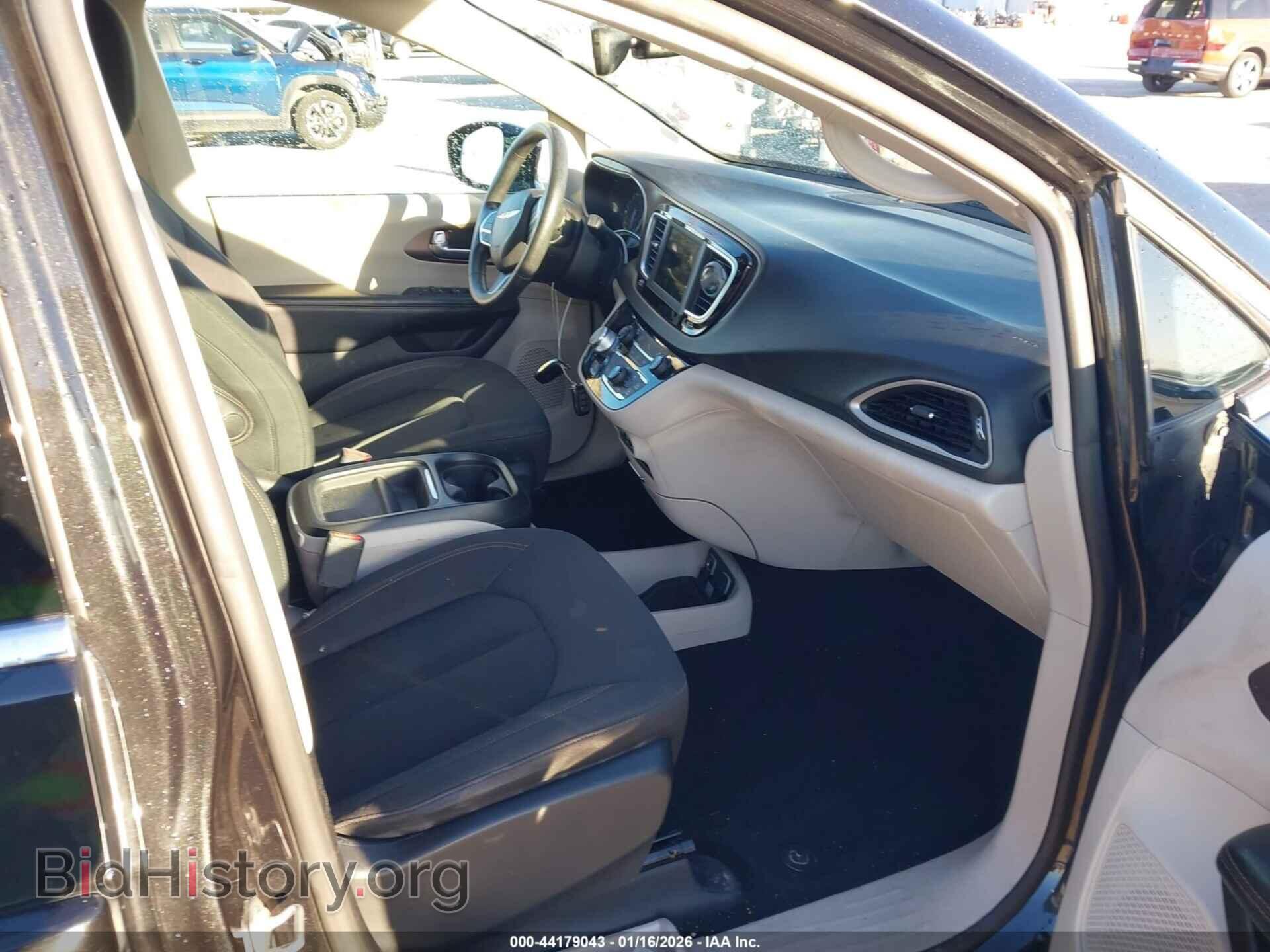 2019 CHRYSLER PACIFICA - VIN: 2C4RC1FG2KR666374 - Photo 5