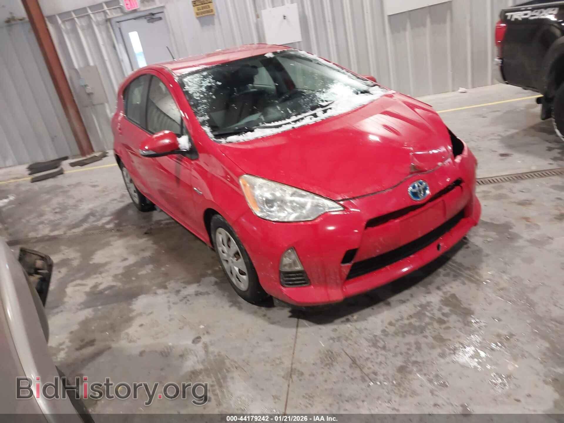 Фотография JTDKDTB36C1013436 - TOYOTA PRIUS C 2012
