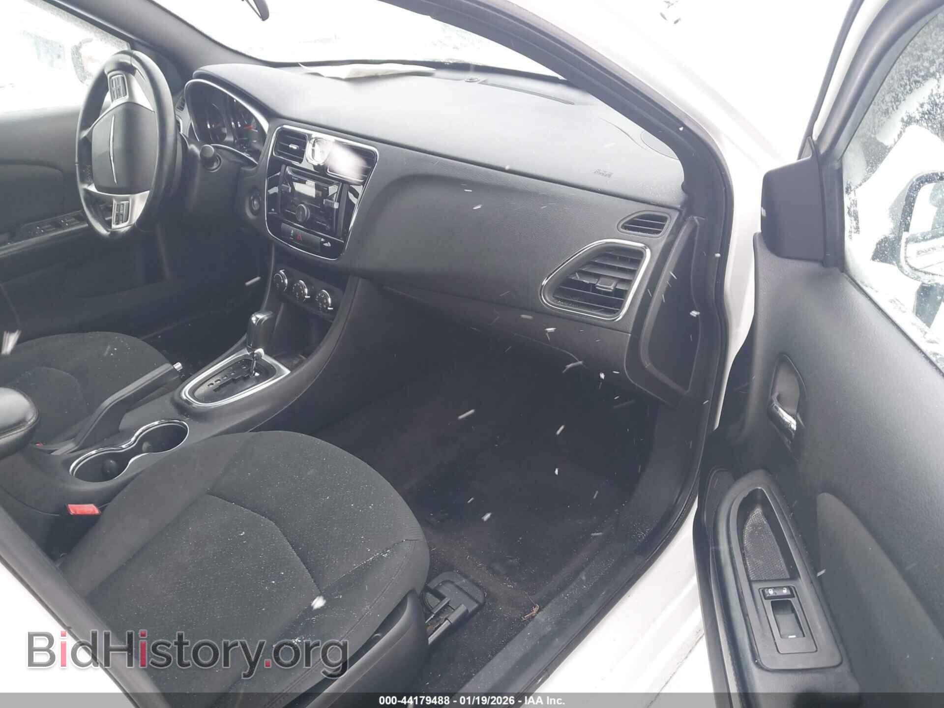 2012 CHRYSLER 200 - VIN: 1C3CCBBB6CN131802 - Photo 5