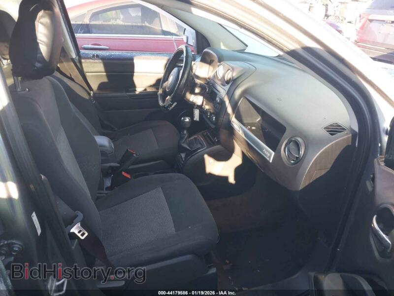2014 Jeep COMPASS (VIN 1C4NJCBB3ED560128) — photo 5 of 17