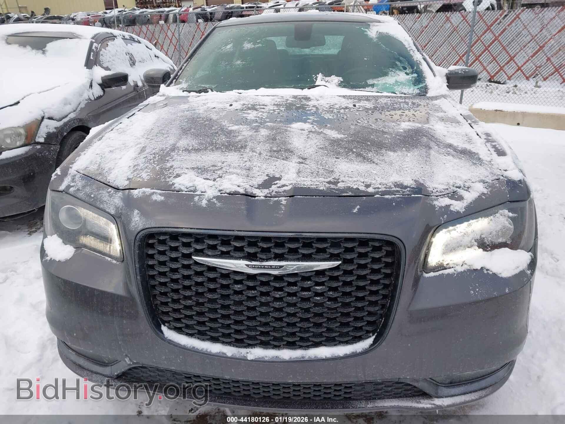 2015 CHRYSLER 300 - VIN: 2C3CCAGG7FH923257 - Фото 12