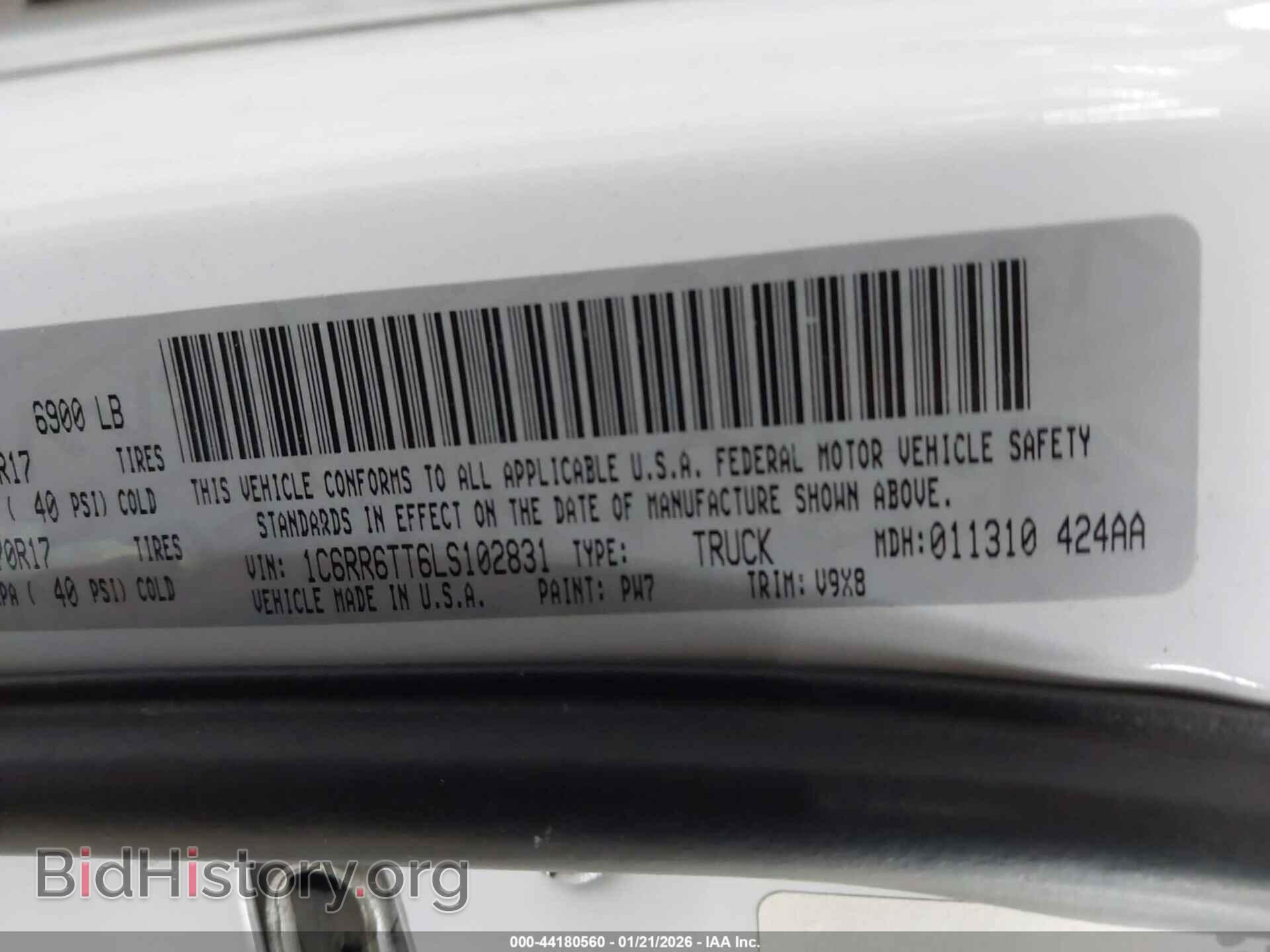 2020 RAM 1500 CLASSIC - VIN: 1C6RR6TT6LS102831 - Фото 9