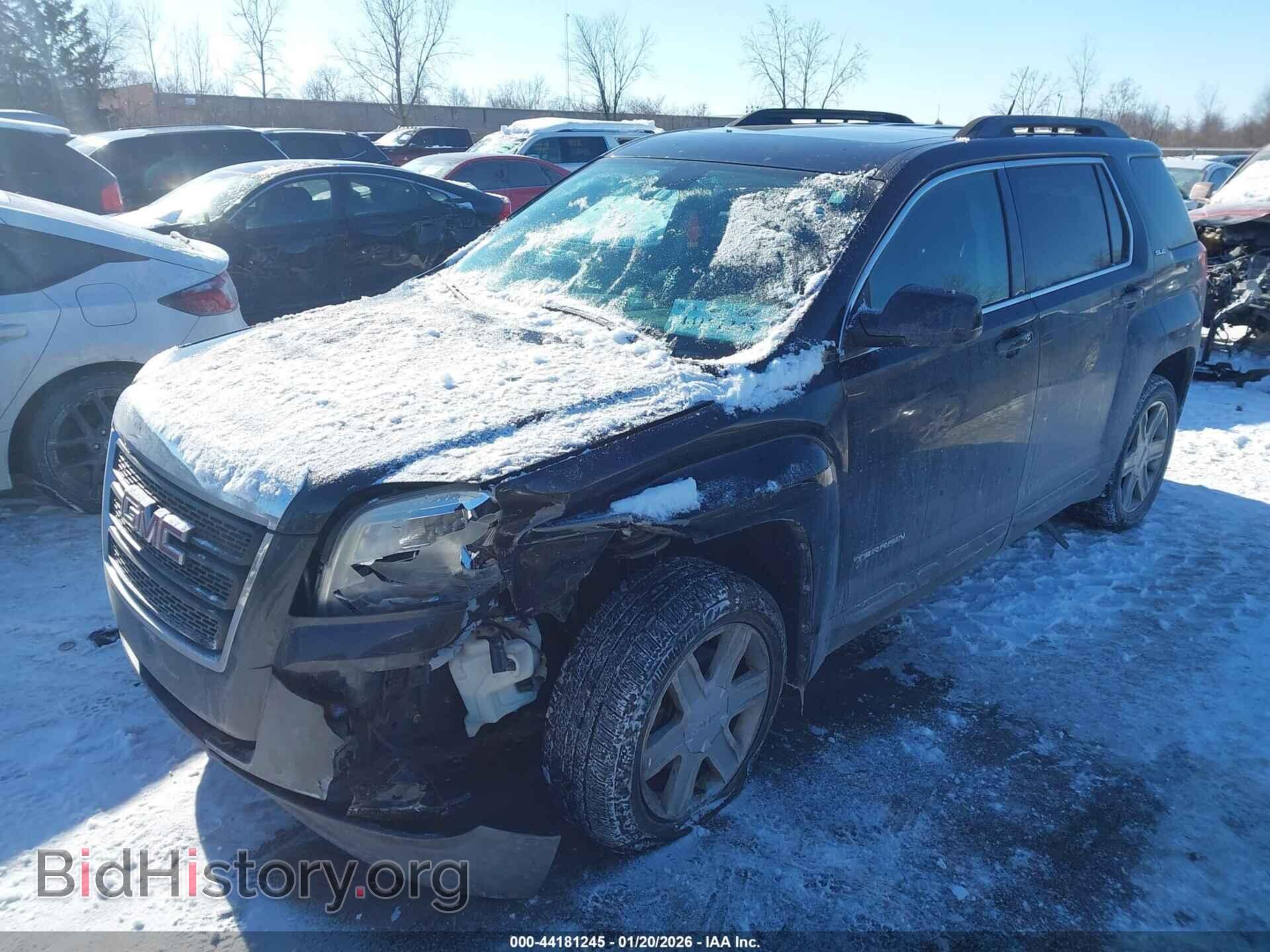2011 GMC TERRAIN - VIN: 2CTFLTE52B6442963 - Photo 2