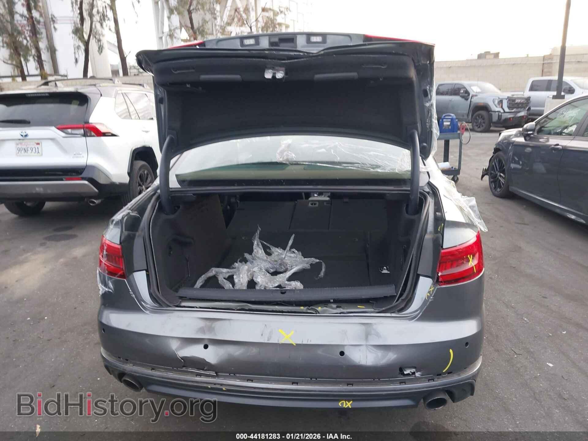 2017 AUDI A4 - VIN: WAULNAF42HN010992 - Фото 16