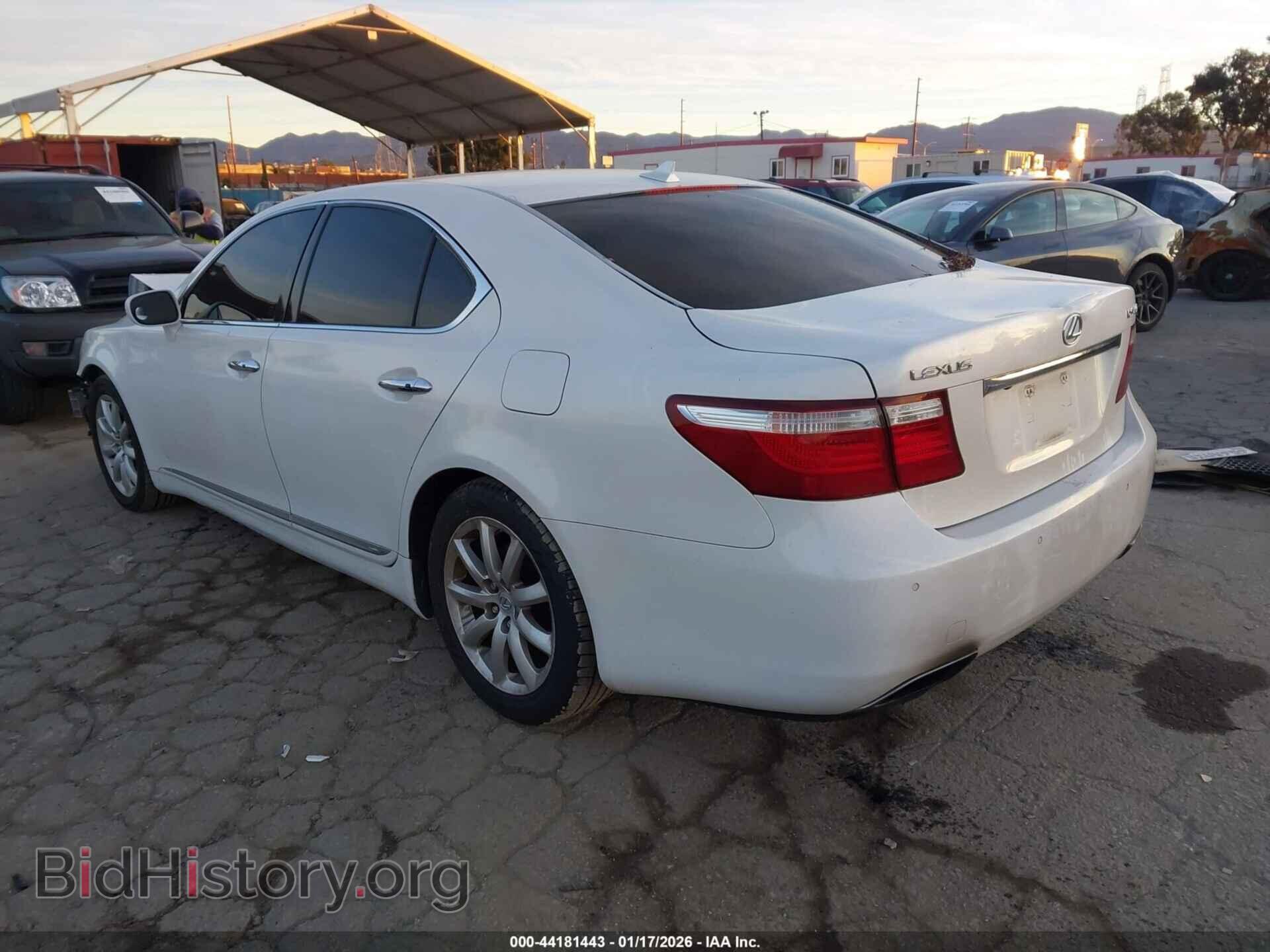 2007 LEXUS LS 460 - VIN: JTHBL46F275012374 - Photo 3