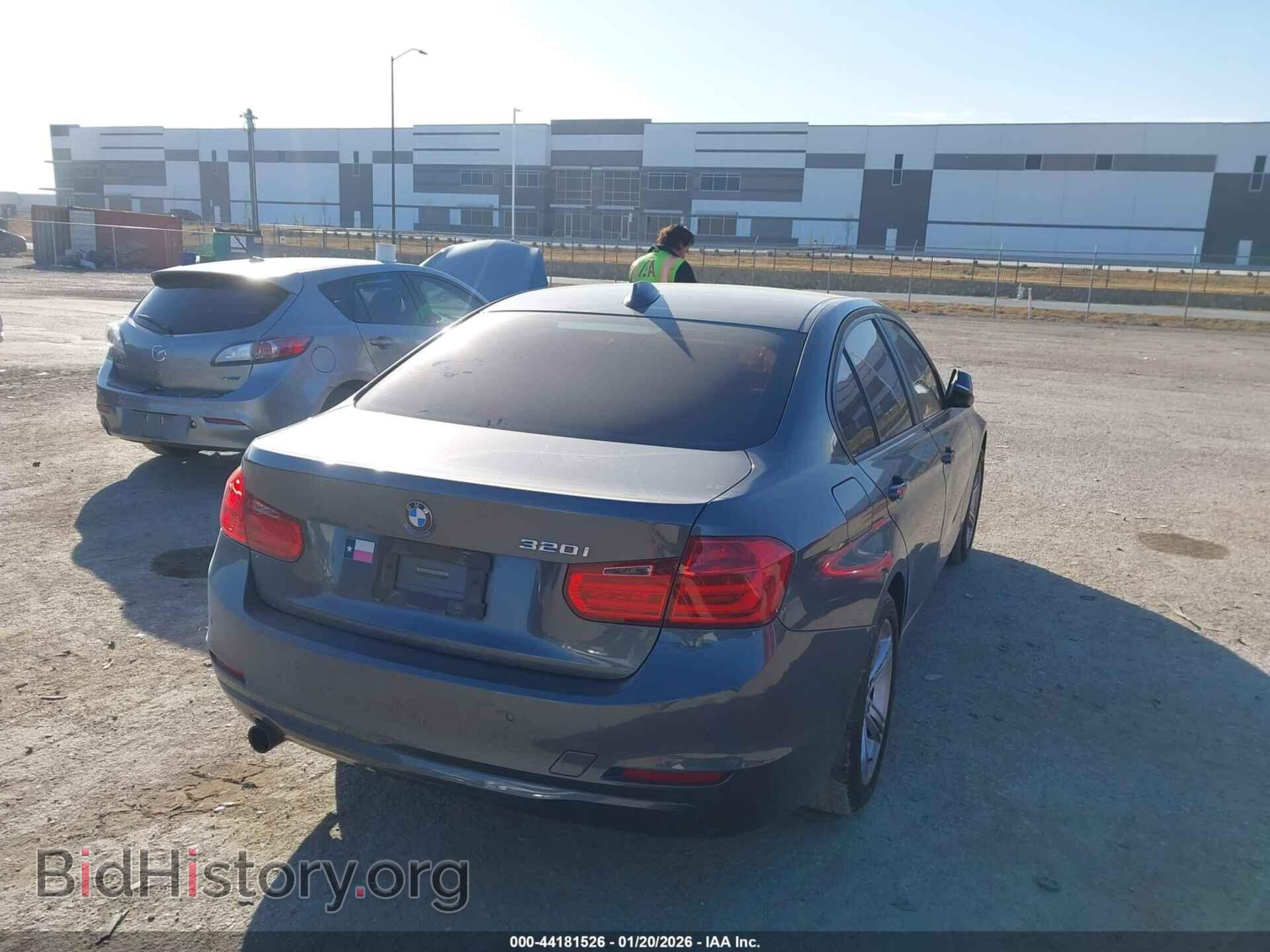 2015 BMW 320I - VIN: WBA3B1G55FNT02715 - Фото 4