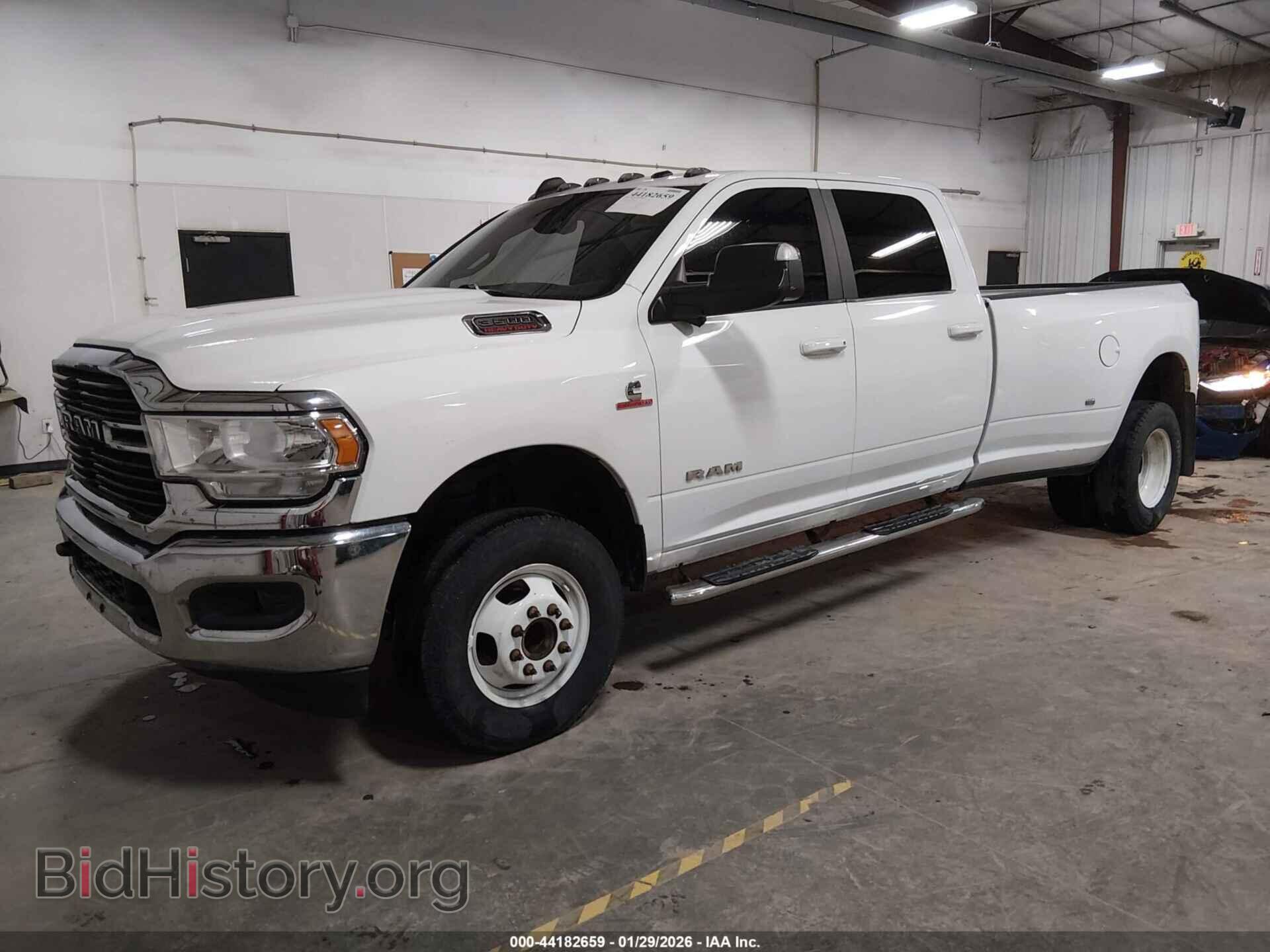 2021 RAM 3500 - VIN: 3C63RRHL4MG536870 - Фото 2