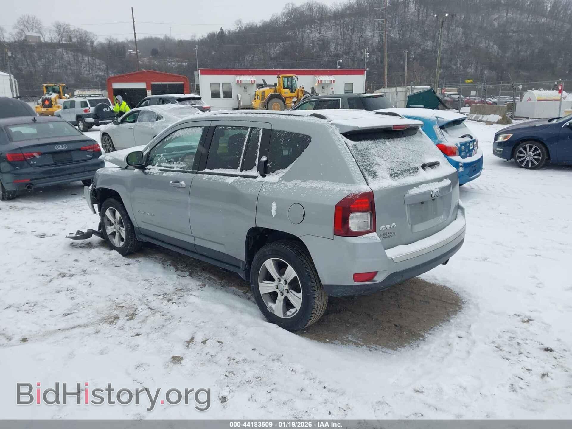 2016 JEEP COMPASS - VIN: 1C4NJDEBXGD767717 - Фото 3