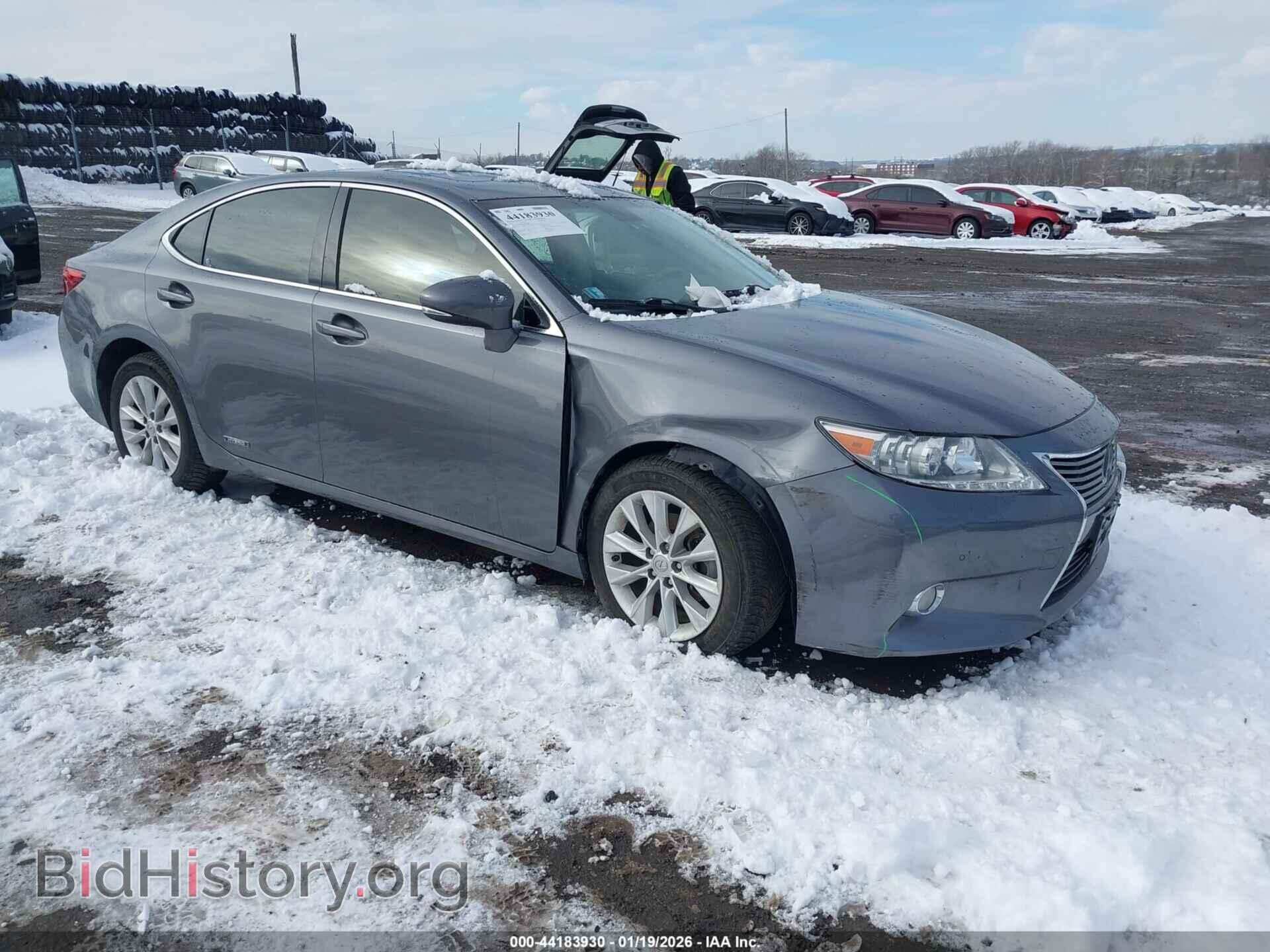 Фотография JTHBW1GG3D2026889 - LEXUS ES 300H 2013