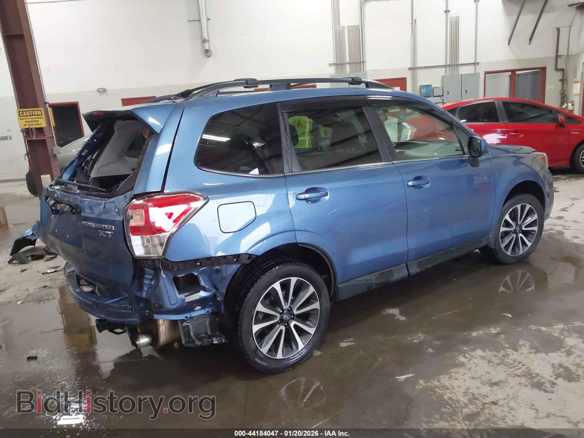 2017 SUBARU FORESTER - VIN: JF2SJGEC2HH544211 - Фото 4