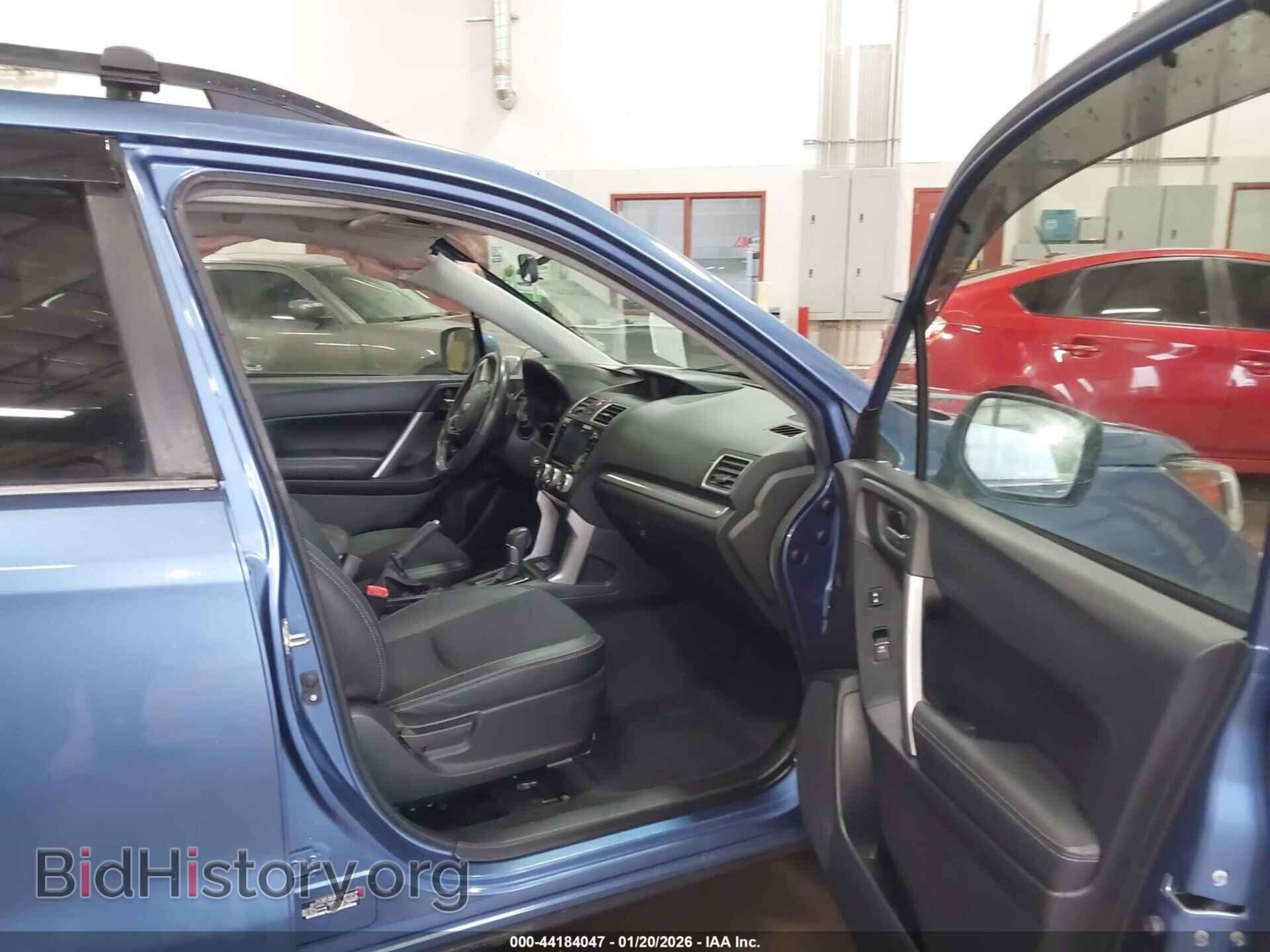 2017 SUBARU FORESTER - VIN: JF2SJGEC2HH544211 - Фото 5