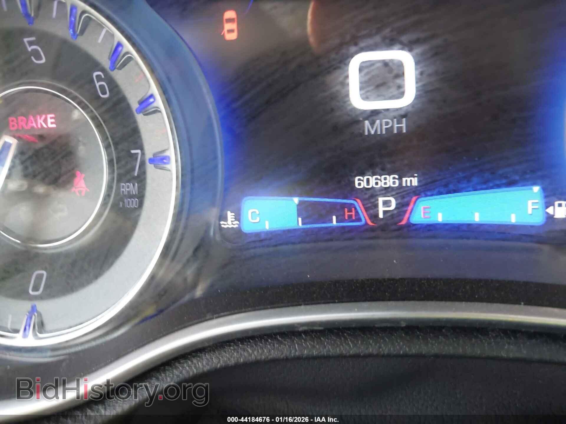 2019 CHRYSLER 300 - VIN: 2C3CCAEG4KH628873 - Фото 16
