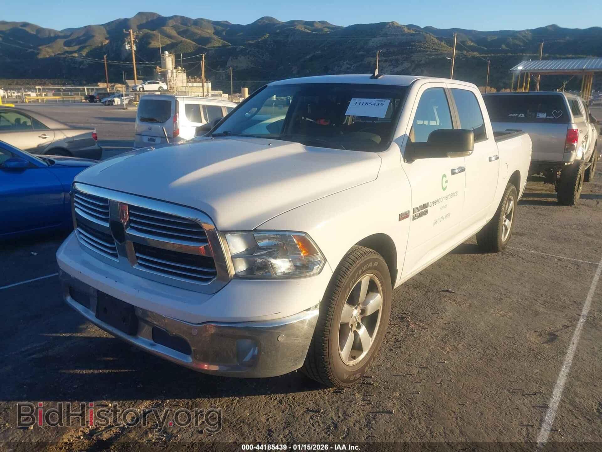 2017 RAM 1500 - VIN: 3C6RR6LT9HG687452 - Фото 2