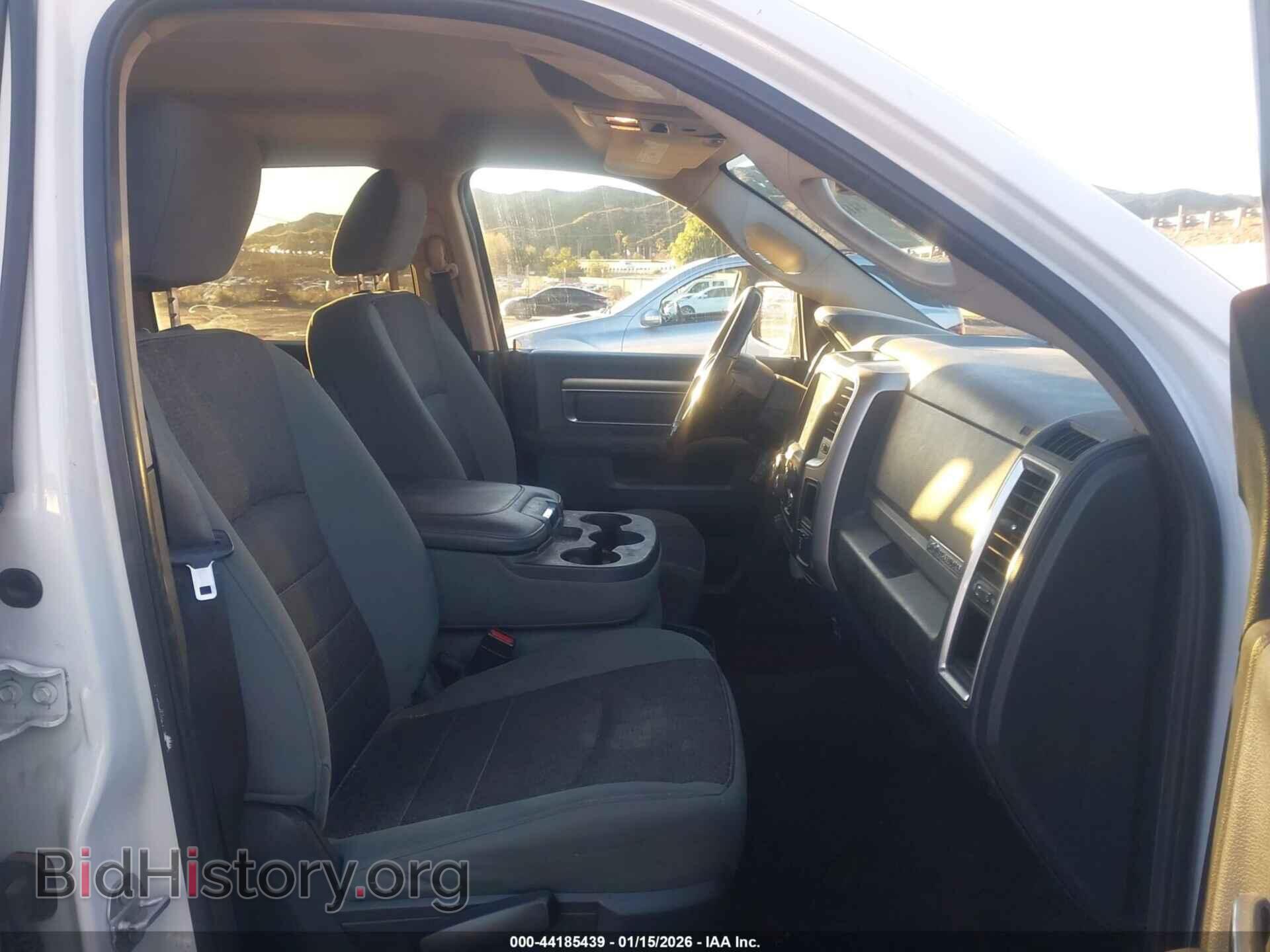 2017 RAM 1500 - VIN: 3C6RR6LT9HG687452 - Фото 5