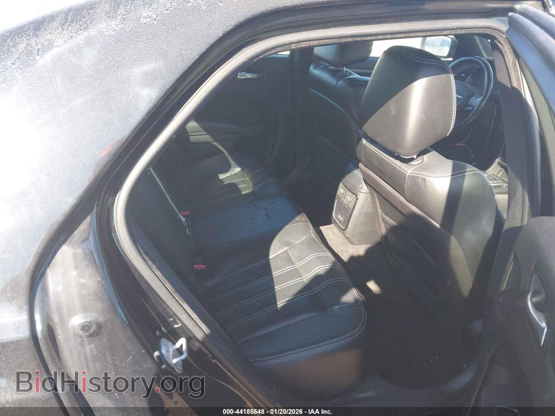 2016 CHRYSLER 300 - VIN: 2C3CCABG9GH224009 - Фото 8