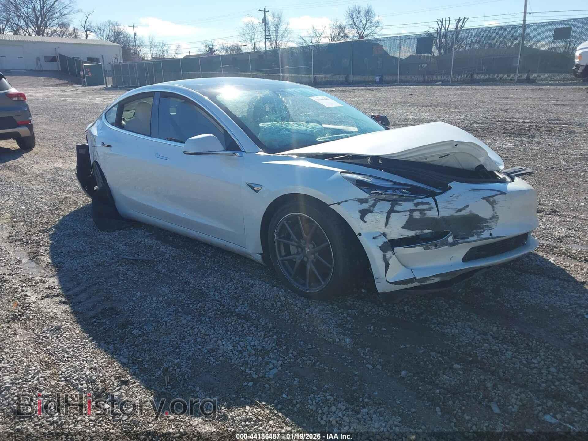 Photo 5YJ3E1EB3LF639820 - TESLA MODEL 3 2020