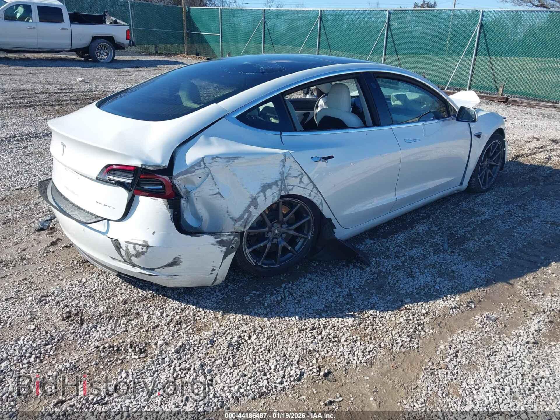 2020 TESLA MODEL 3 - VIN: 5YJ3E1EB3LF639820 - Фото 4