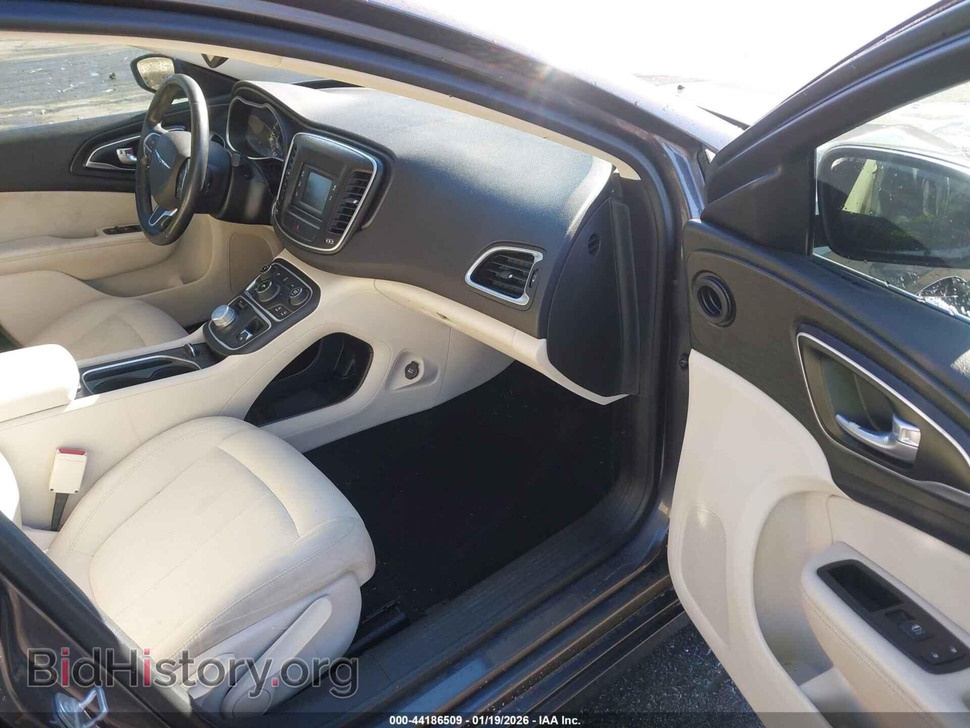 2015 CHRYSLER 200 - VIN: 1C3CCCAB3FN690137 - Фото 5
