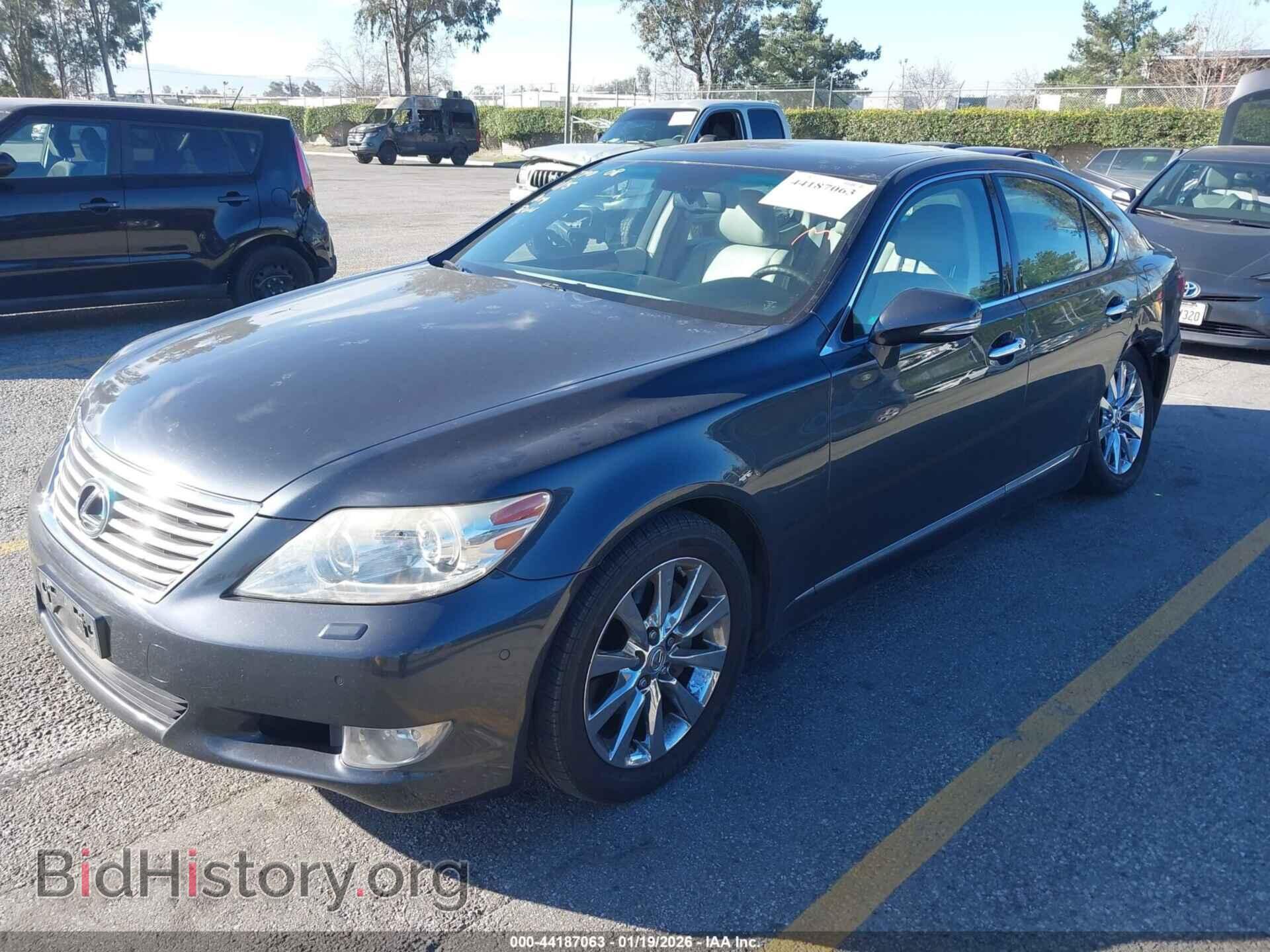 2011 LEXUS LS 460 - VIN: JTHBL5EF7B5108081 - Фото 2